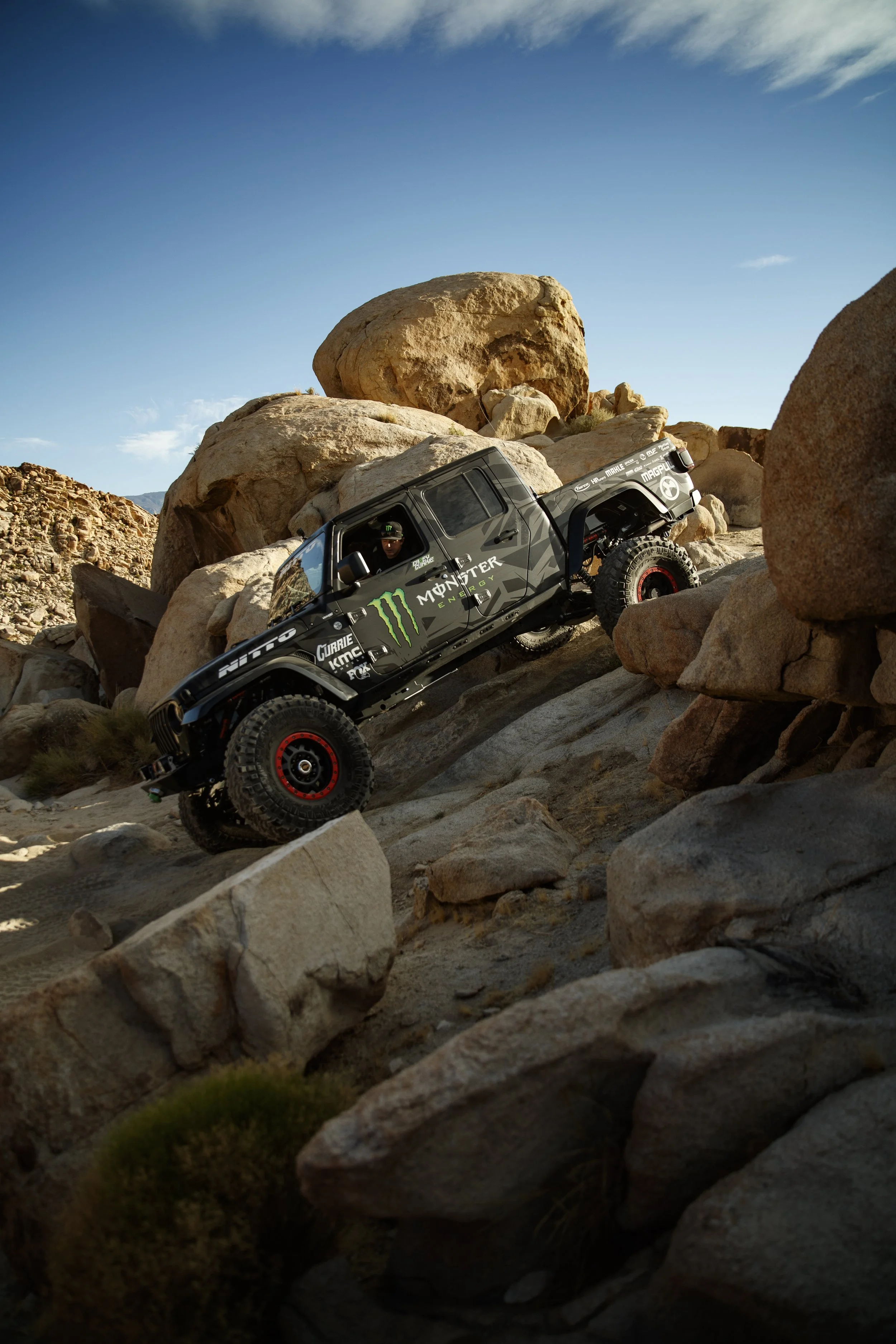 6_8_CaseyCurrie_25Hour_BigBear_NoCrop_025.jpg