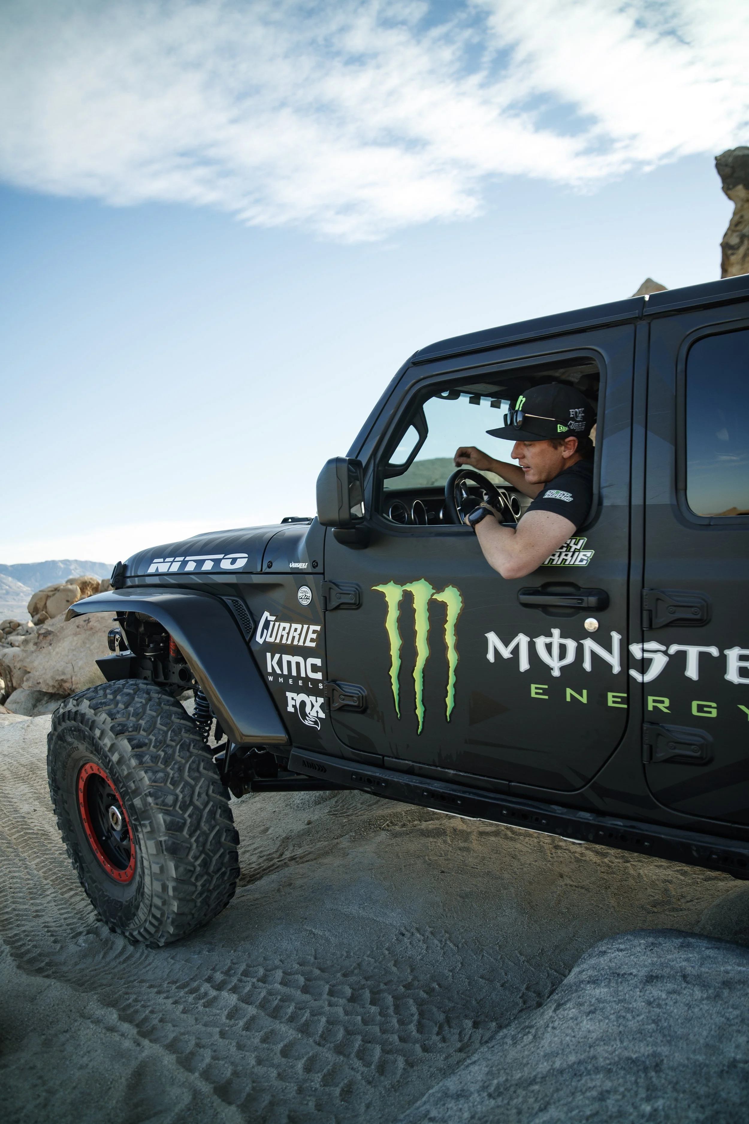 6_8_CaseyCurrie_25Hour_BigBear_NoCrop_034.jpg