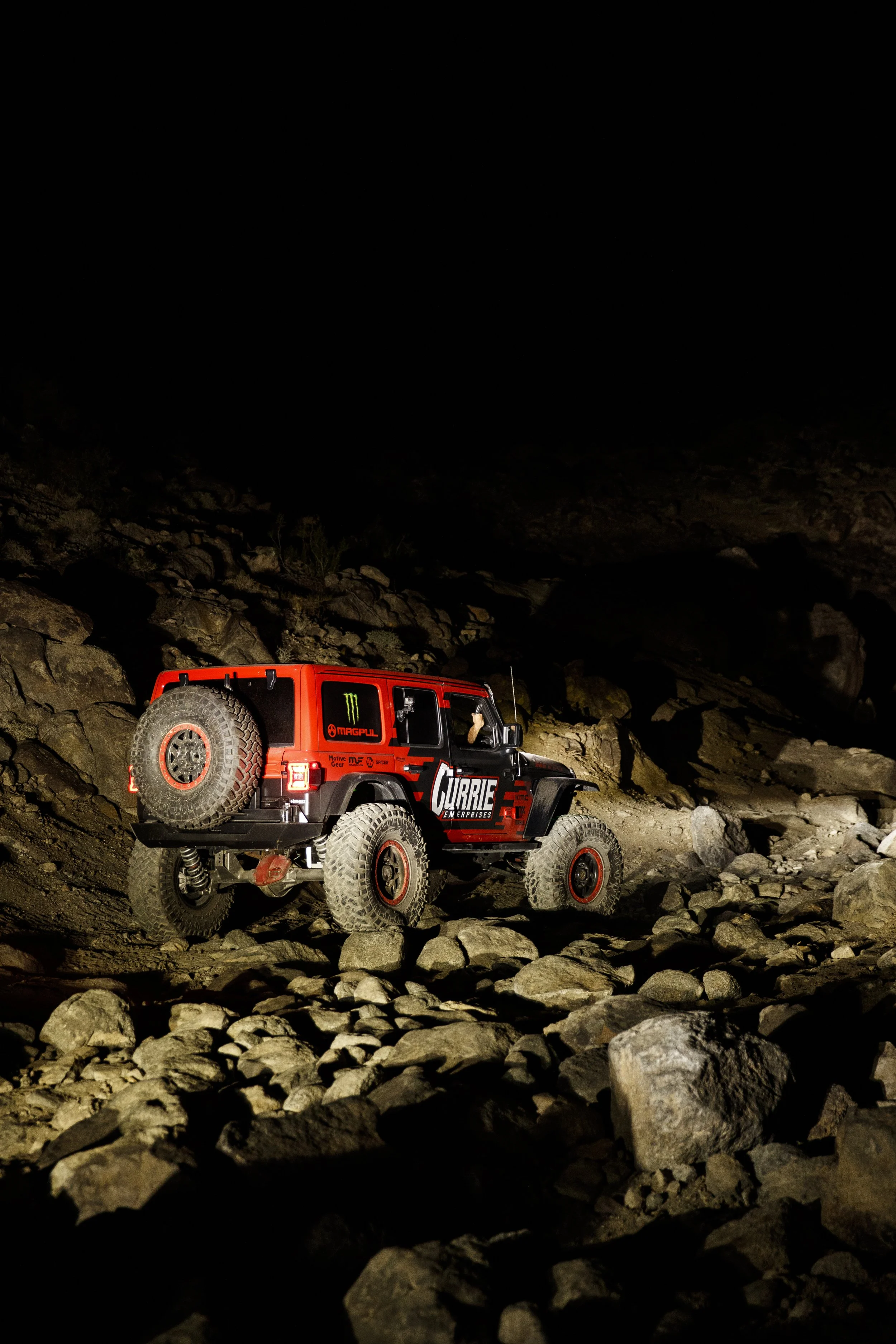 6_8_CaseyCurrie_25Hour_BigBear_NoCrop_044.jpg
