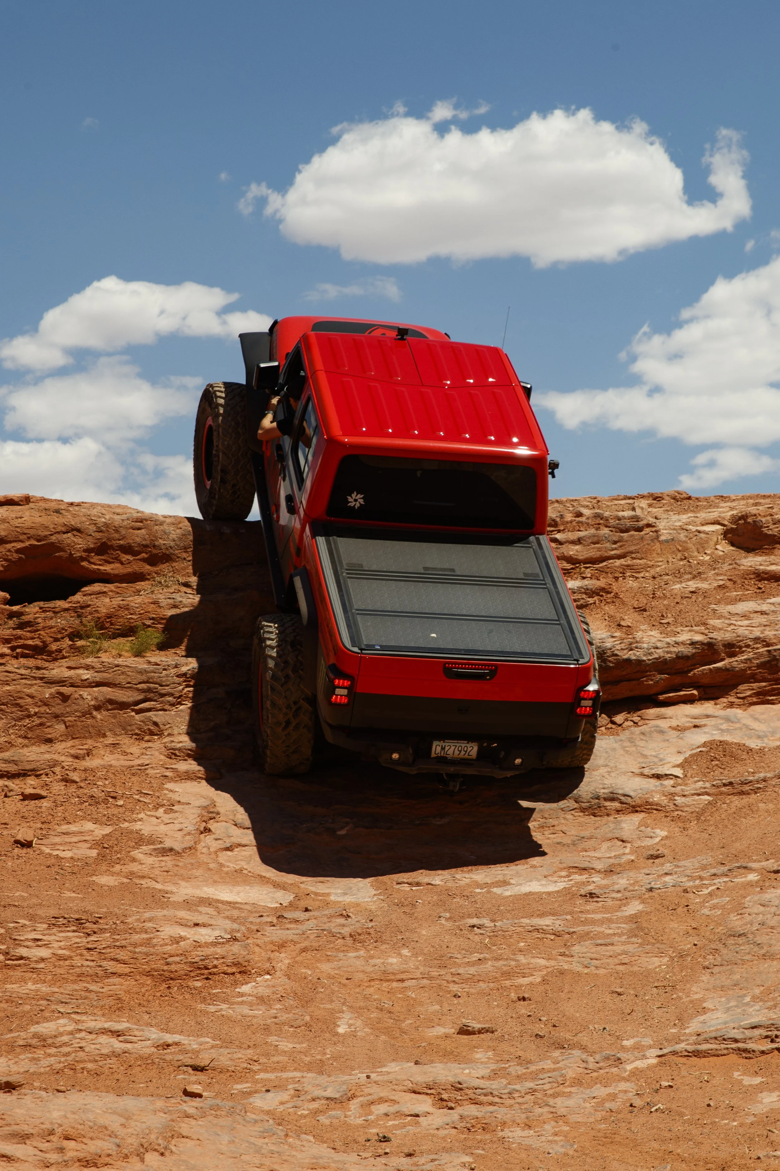 7_8_CaseyCurrie_SandHollow_SummerTrip_CurrieJeepJT_NoCrop_064.jpg