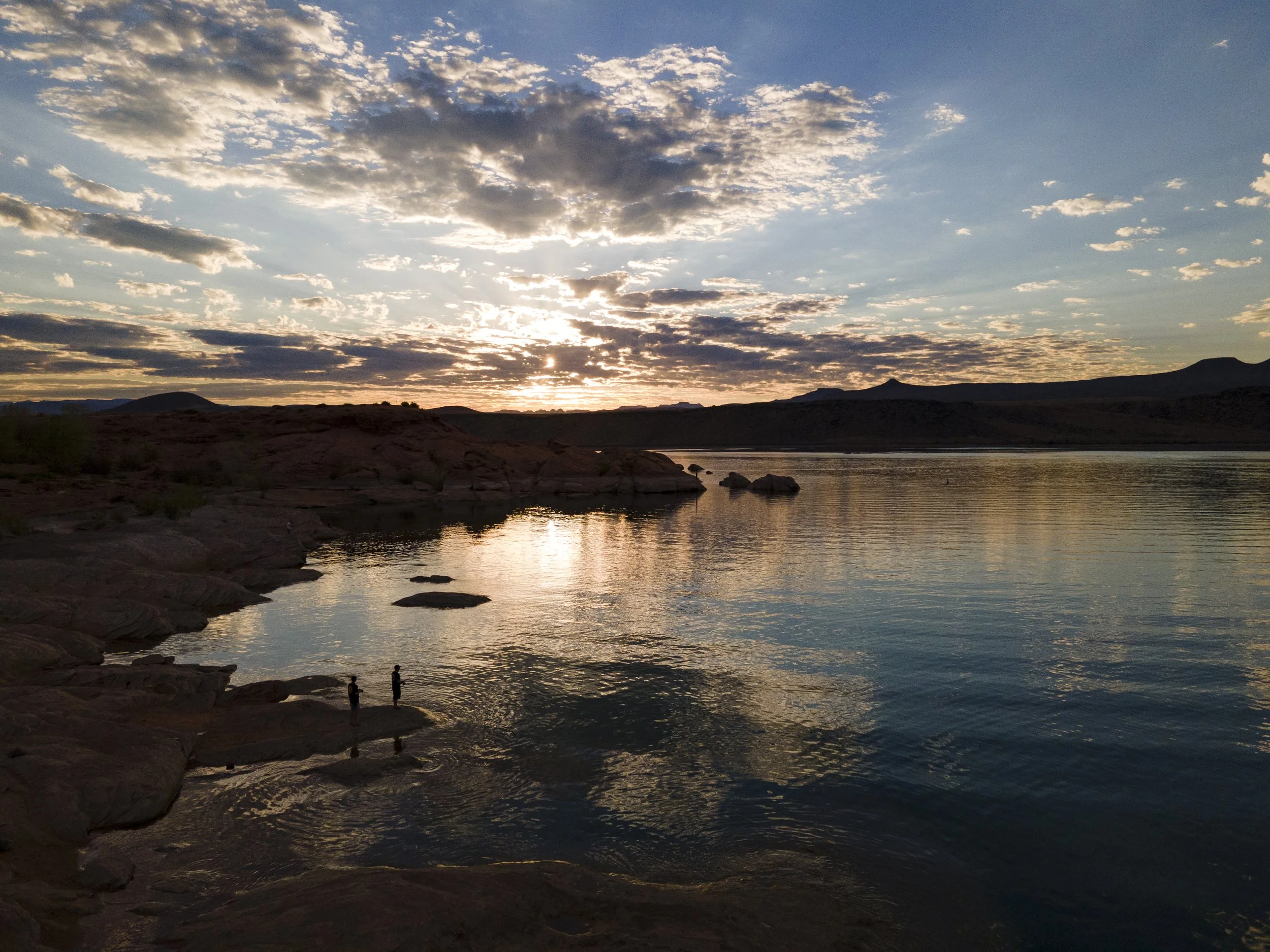 7_8_CaseyCurrie_SandHollow_SummerTrip_LifeStylePhotos_NoCrop_005.jpg