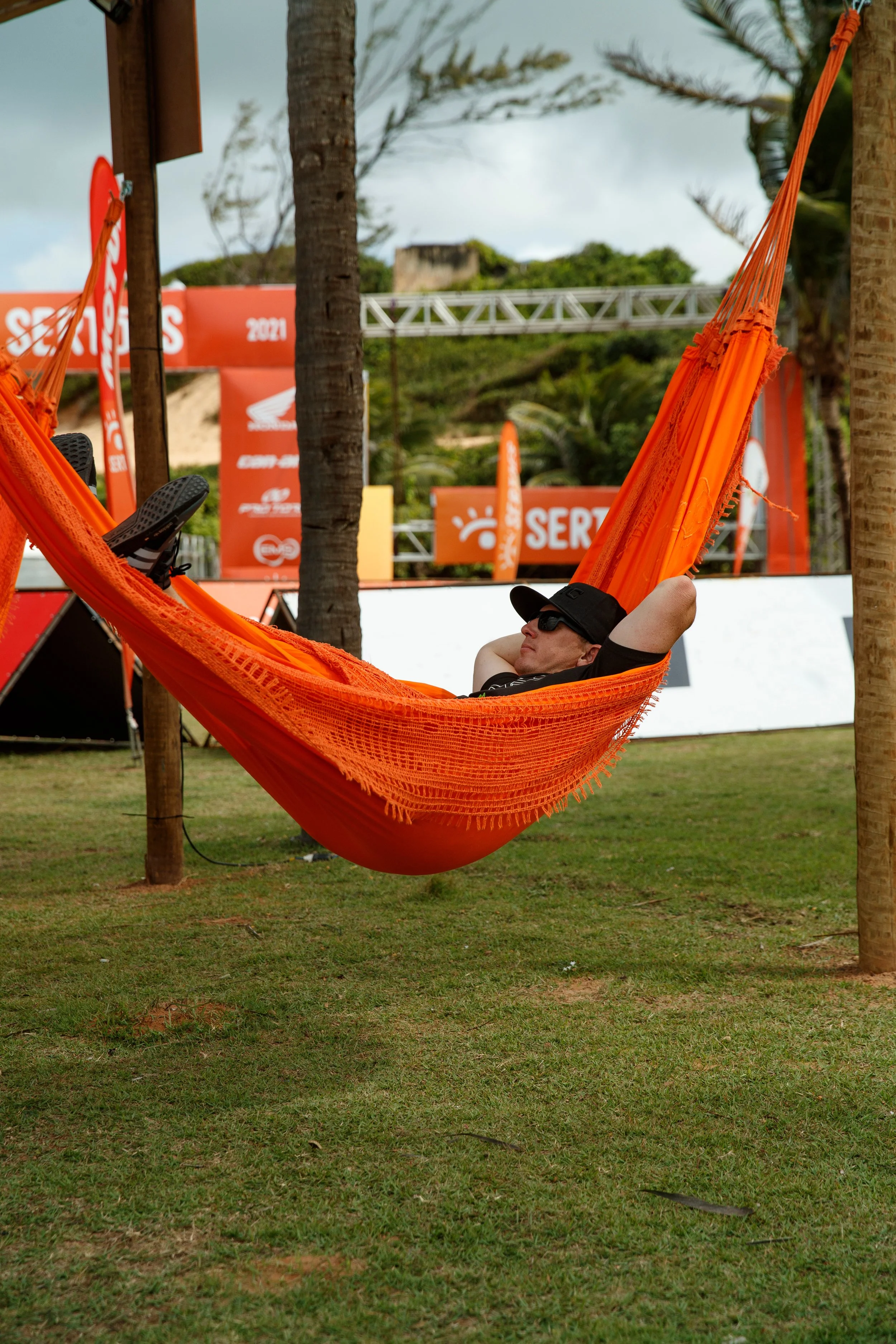 8_10_CaseyCurrie_SertoesRally_Brazil_PolarisRZR_Registration_NoCrop_002.jpg