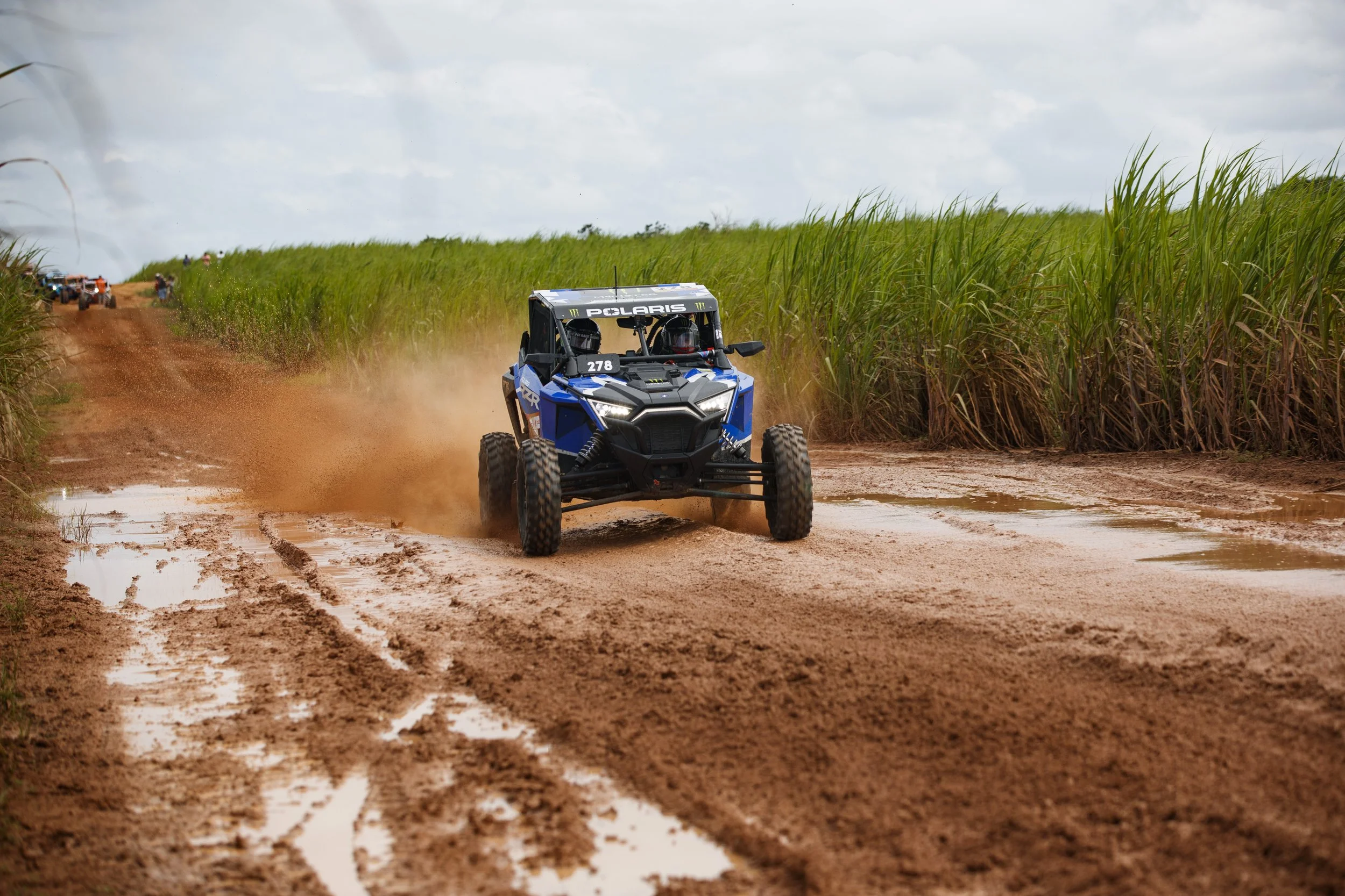 8_12_CaseyCurrie_SertoesRally_Brazil_PolarisRZR_Shakedown_NoCrop_020.jpg