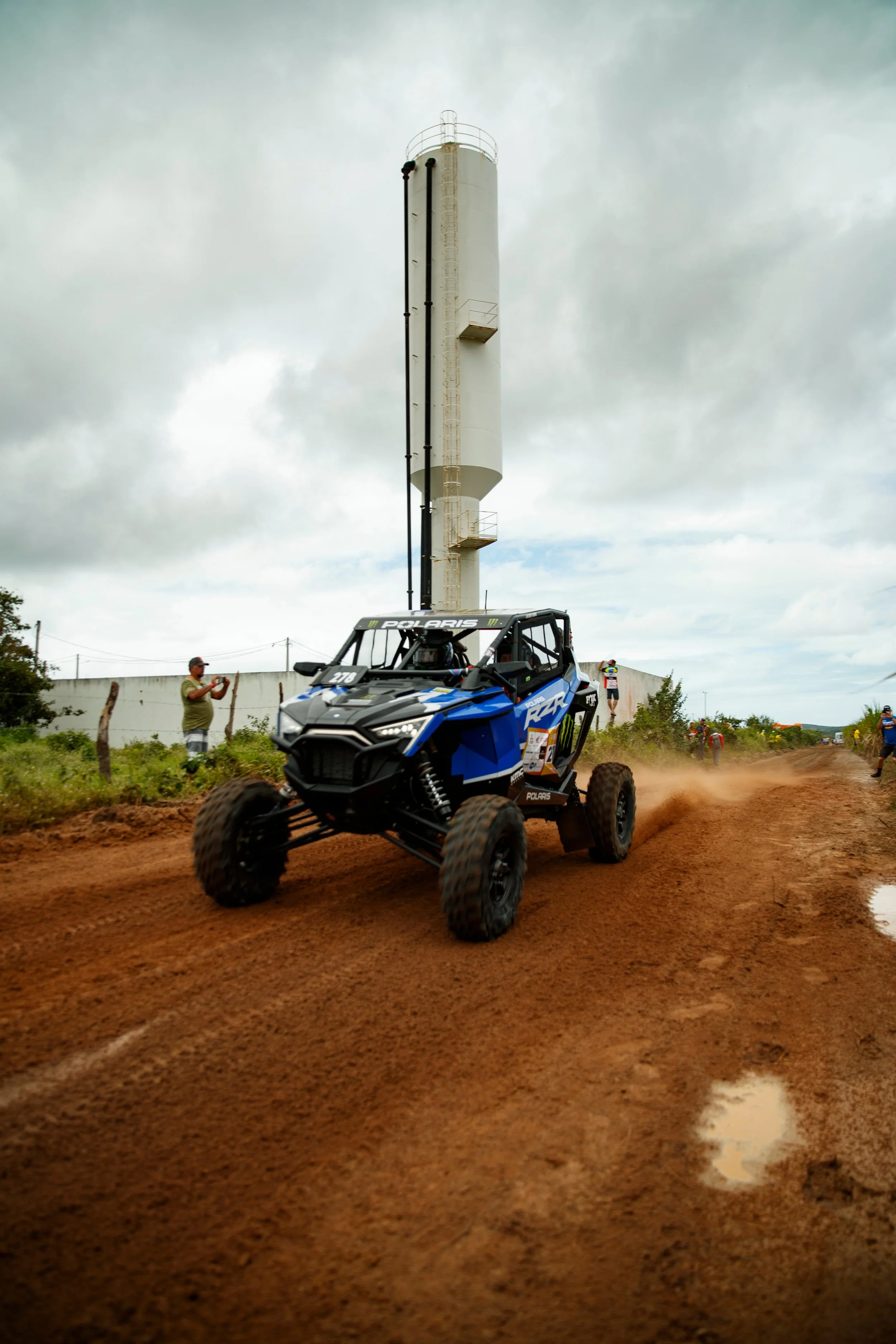8_13_CaseyCurrie_SertoesRally_Brazil_PolarisRZR_Prologue_NoCrop_003.jpg