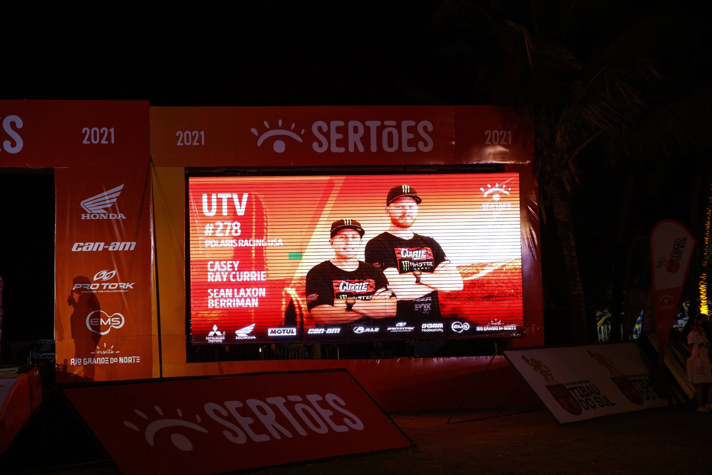 8_13_CaseyCurrie_SertoesRally_Brazil_PolarisRZR_Prologue_NoCrop_011.jpg