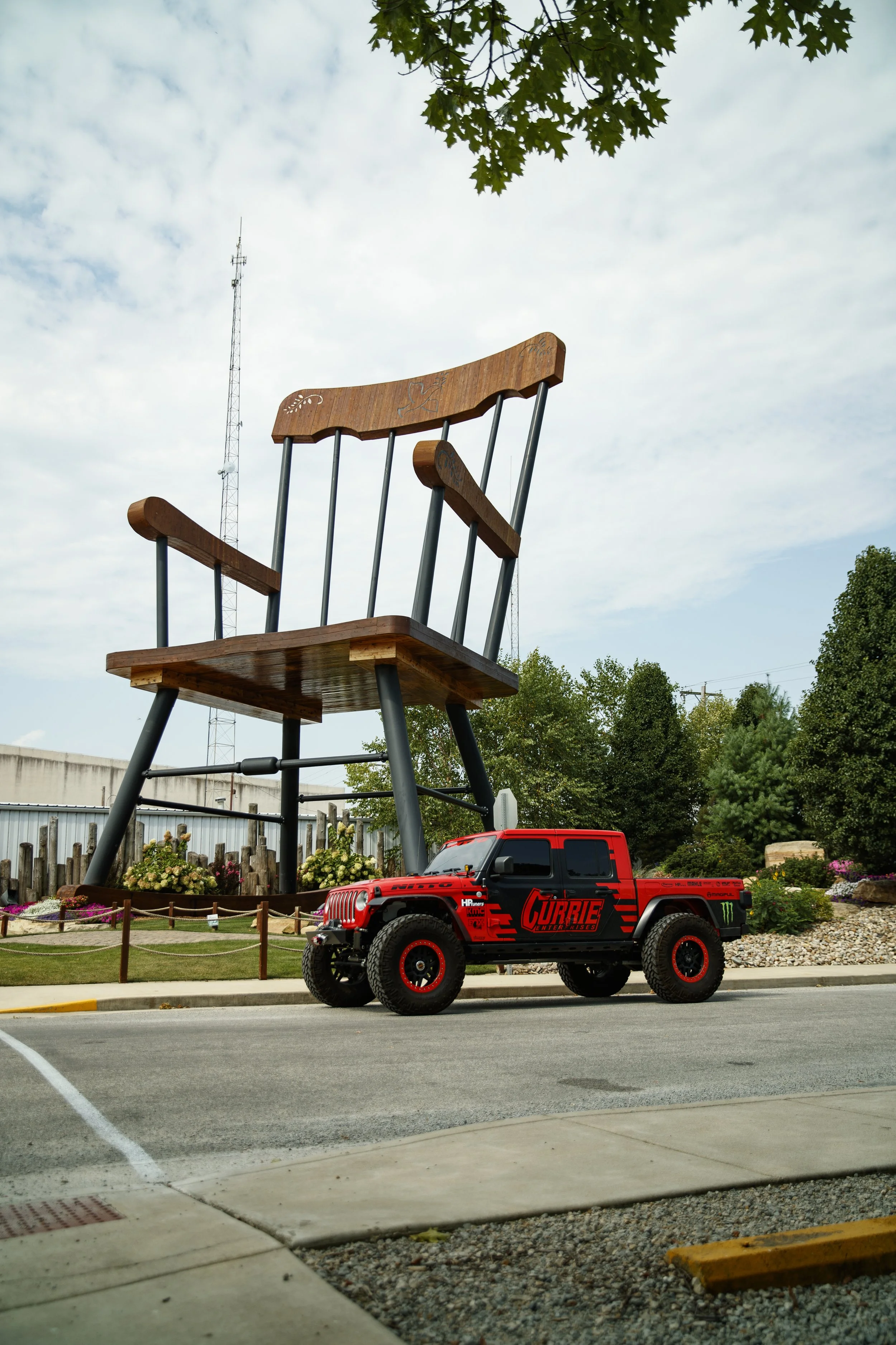 8_27_CaseyCurrie_HotRodPowerTour_Midwest_CurrieGladiator_NoCrop_010.jpg