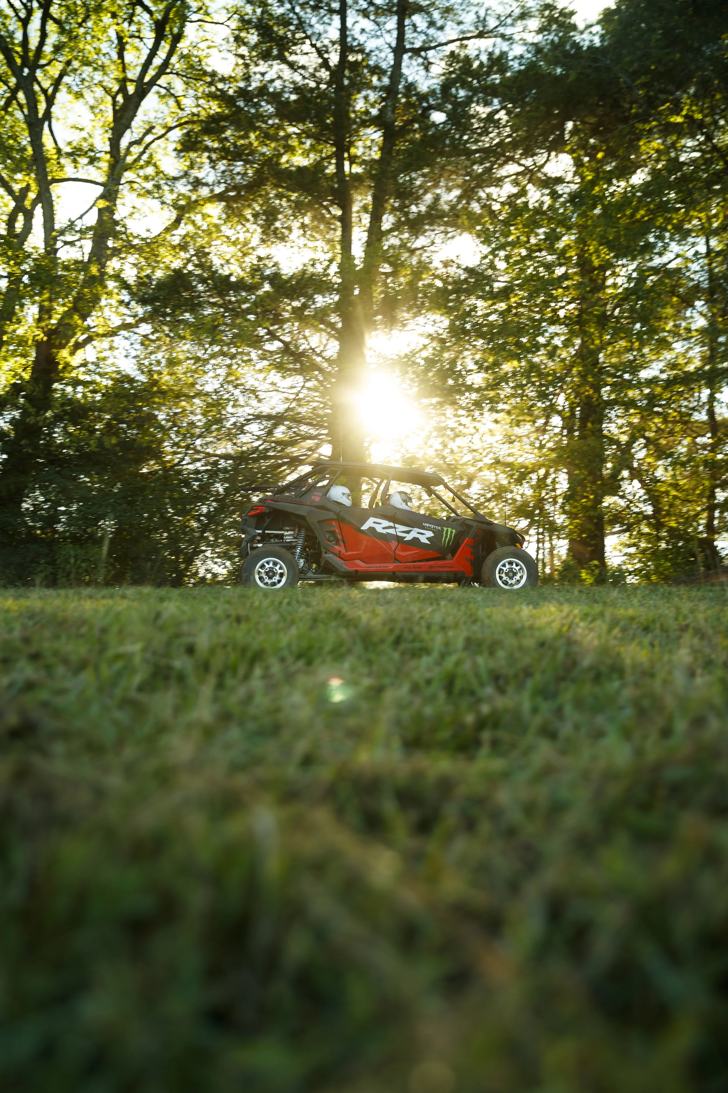 10_1_CaseyCurrie_HyperFest_Virginia_PolarisRZRProXP_4Seater_NoCrop_012.jpg