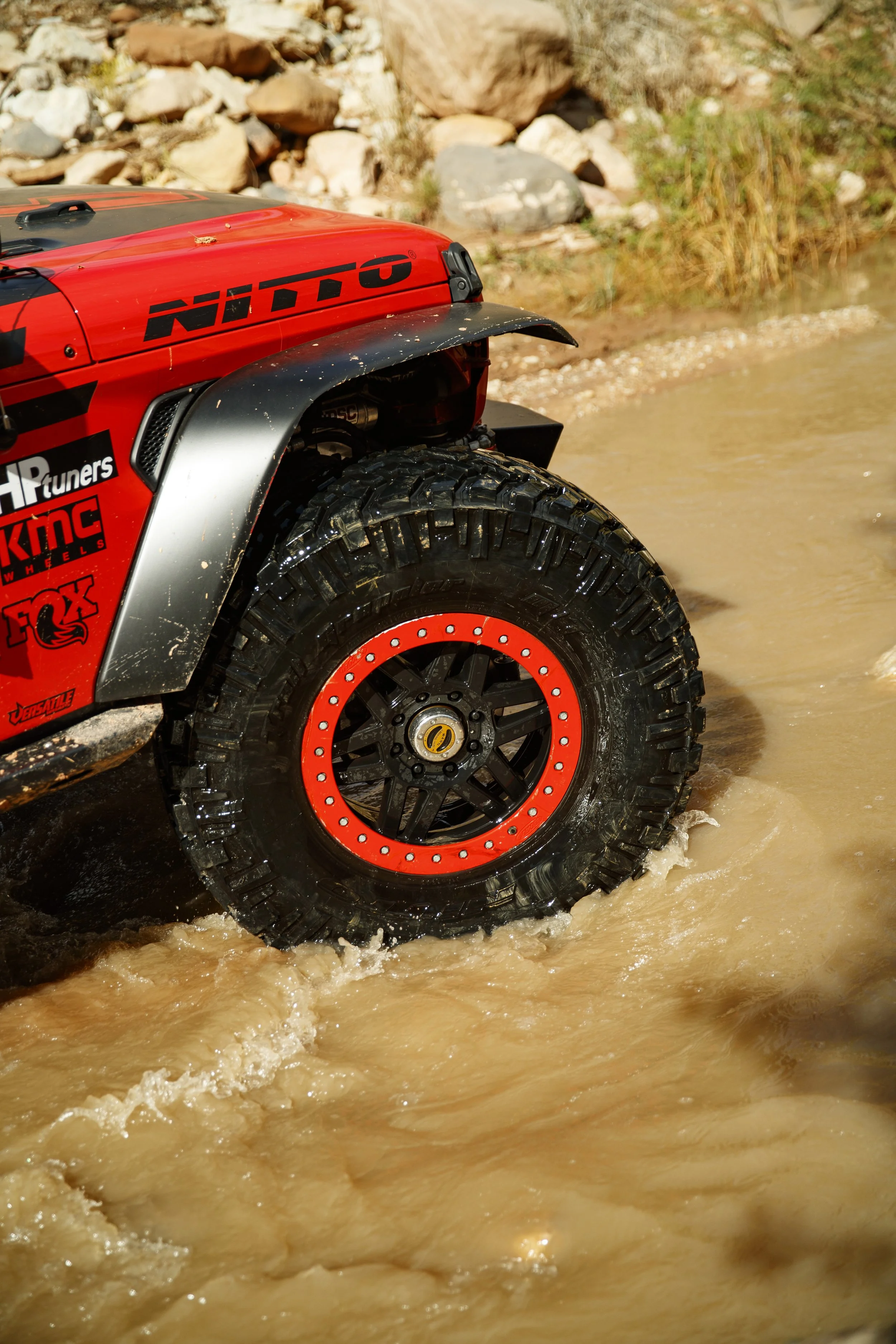 10_6CaseyCurrie_TrailHero_SandHollow_CurrieJeepJT_NoCrop_007.jpg