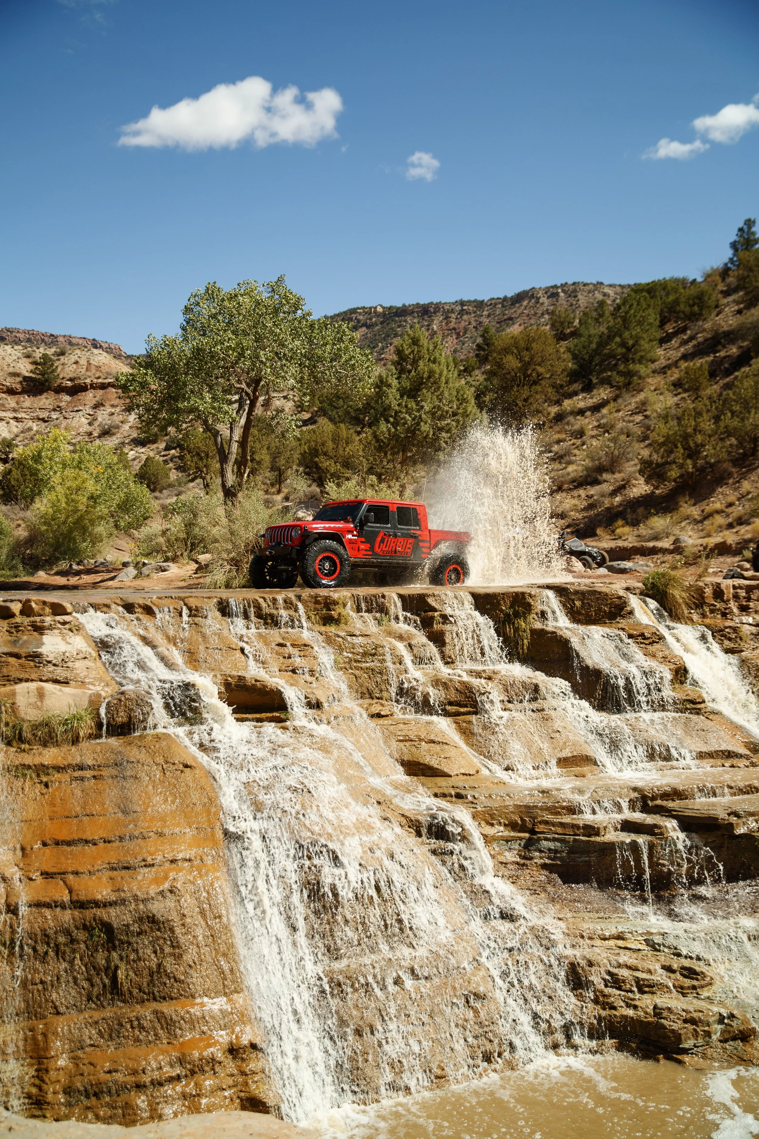 10_6CaseyCurrie_TrailHero_SandHollow_CurrieJeepJT_NoCrop_008.jpg
