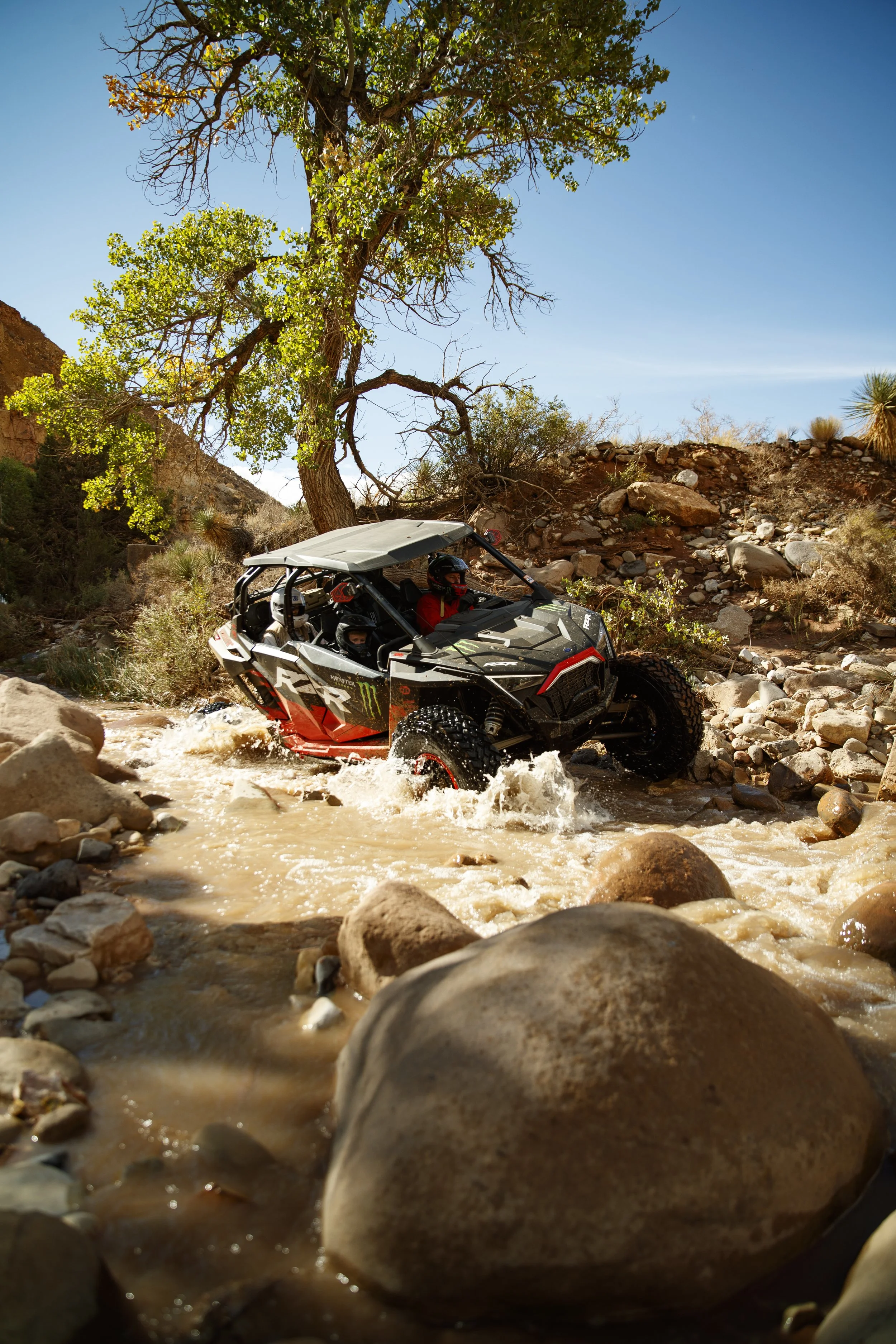 10_6CaseyCurrie_TrailHero_SandHollow_PolarisRZR_NoCrop_013.jpg
