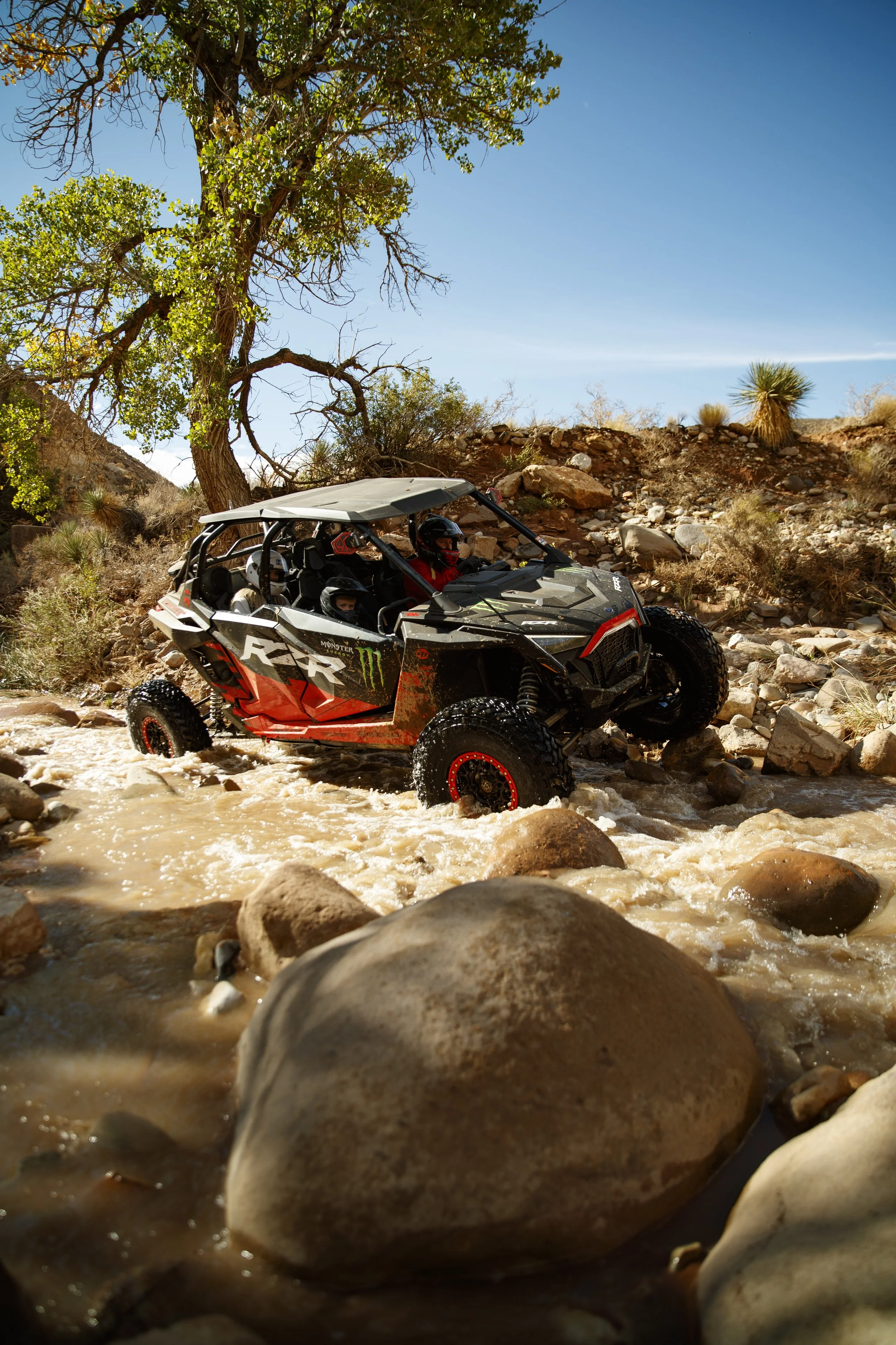 10_6CaseyCurrie_TrailHero_SandHollow_PolarisRZR_NoCrop_014.jpg