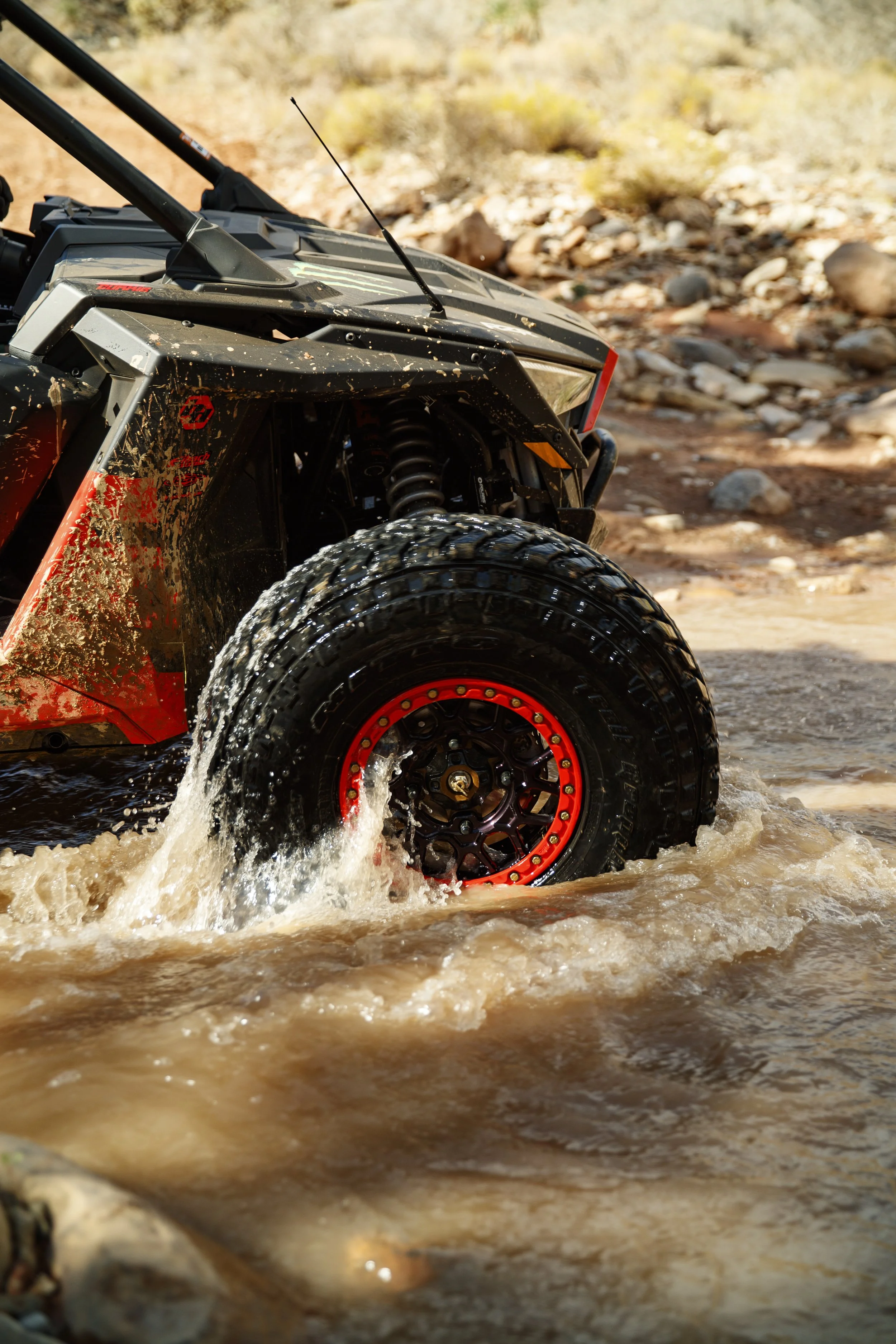 10_6CaseyCurrie_TrailHero_SandHollow_PolarisRZR_NoCrop_015.jpg