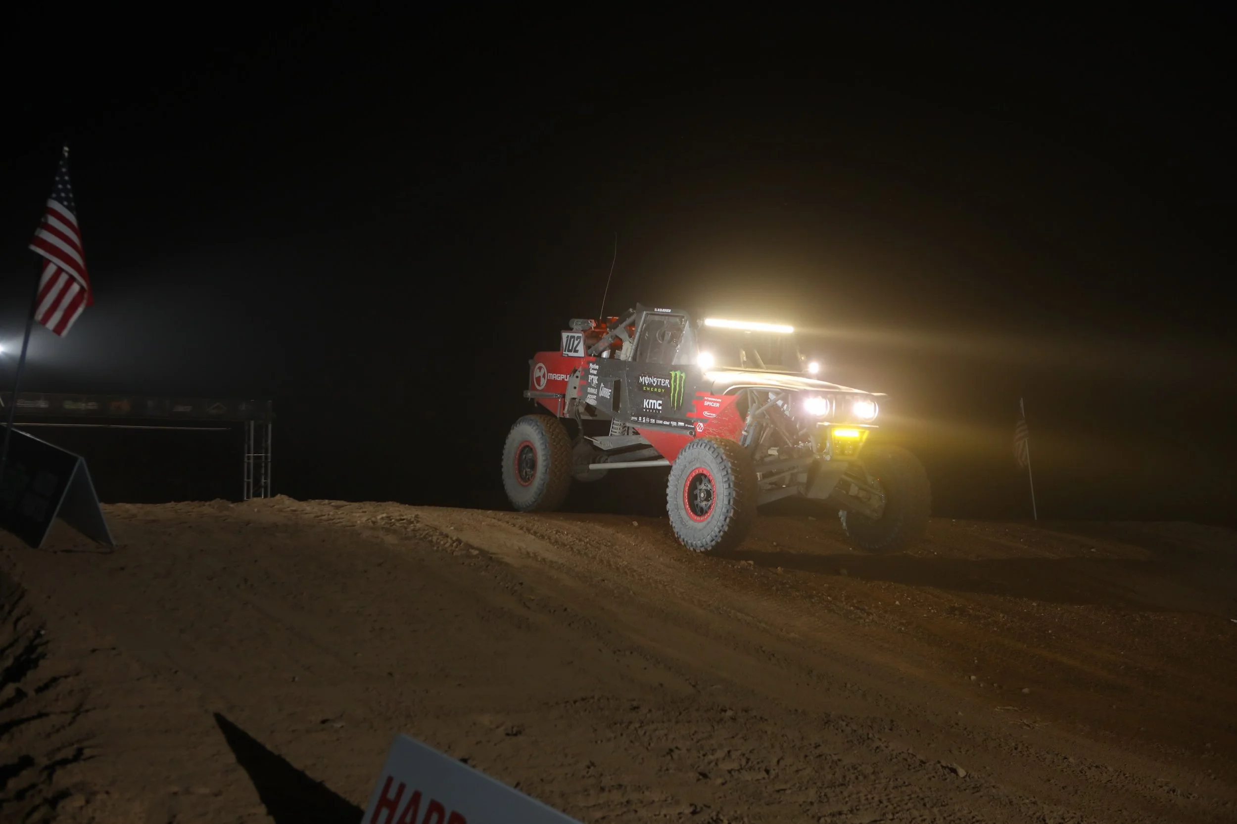 12_4_CaseyCurrie_Mint400_LasVegasNV_TrophyJeep_TeamPhotos_NoCrop_012.JPG