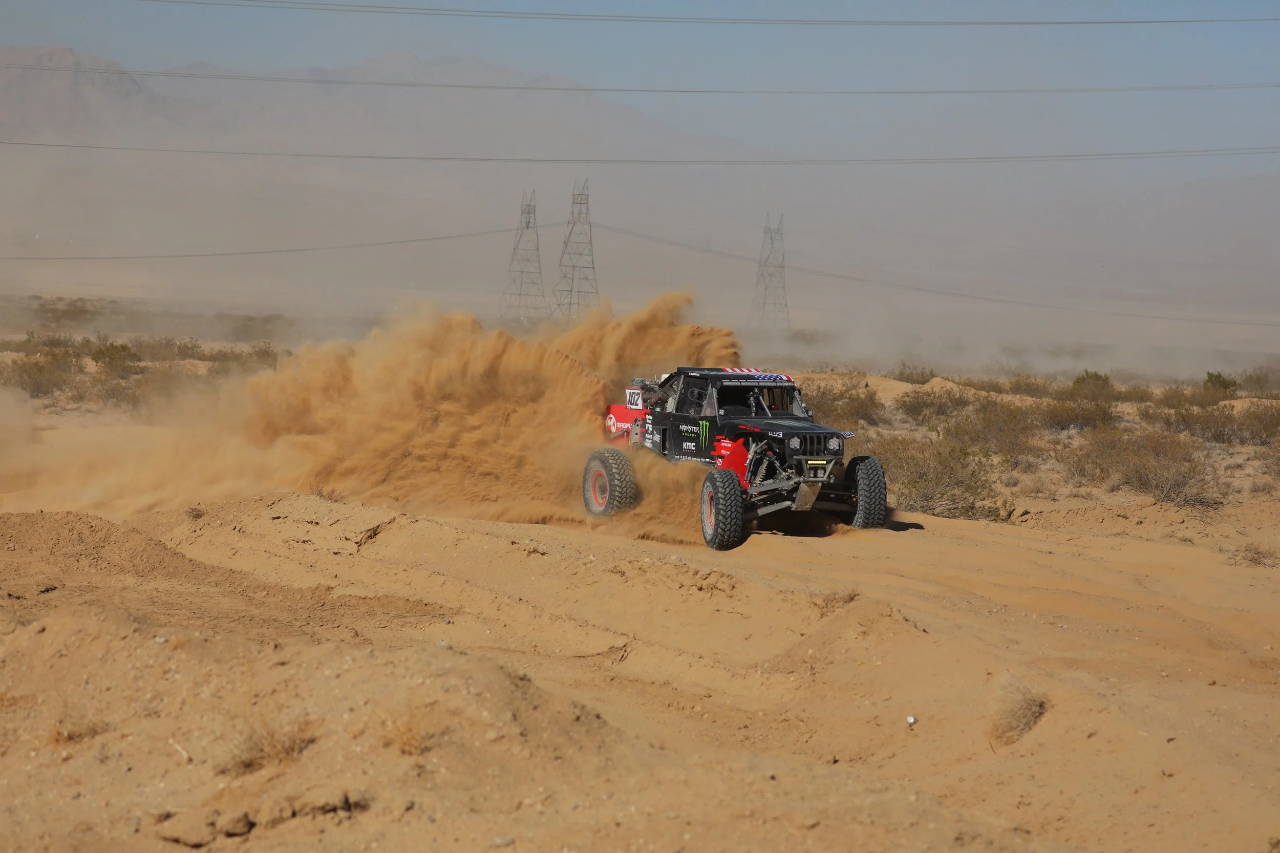 12_4_CaseyCurrie_Mint400_LasVegasNV_TrophyJeep_TeamPhotos_NoCrop_015.JPG
