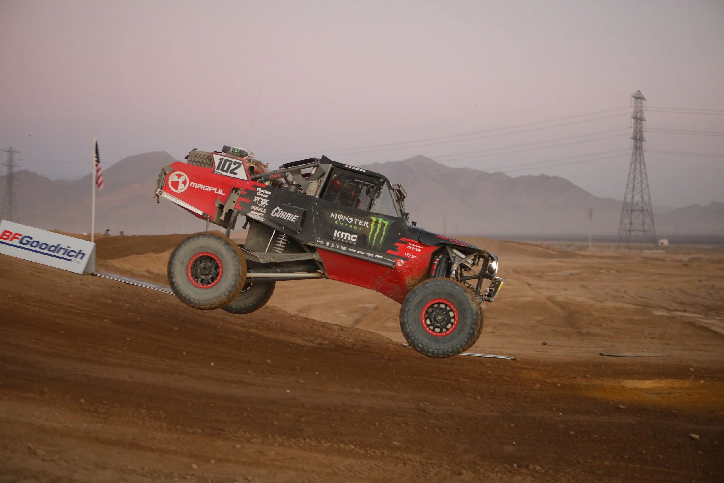 12_4_CaseyCurrie_Mint400_LasVegasNV_TrophyJeep_TeamPhotos_NoCrop_017.JPG