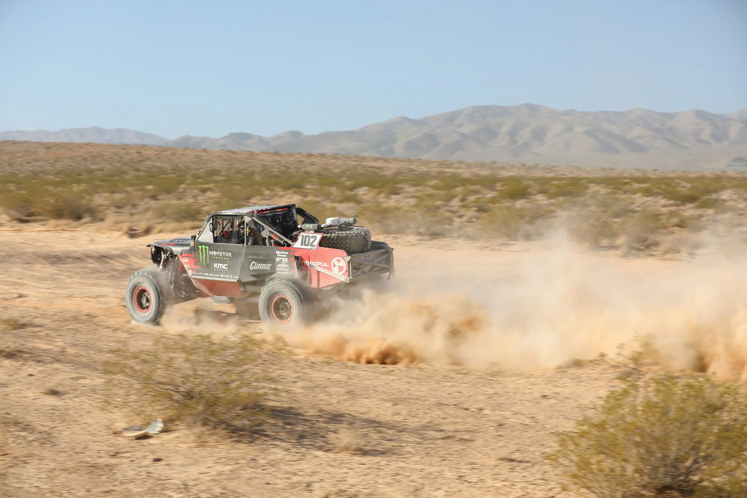 12_4_CaseyCurrie_Mint400_LasVegasNV_TrophyJeep_TeamPhotos_NoCrop_038.JPG