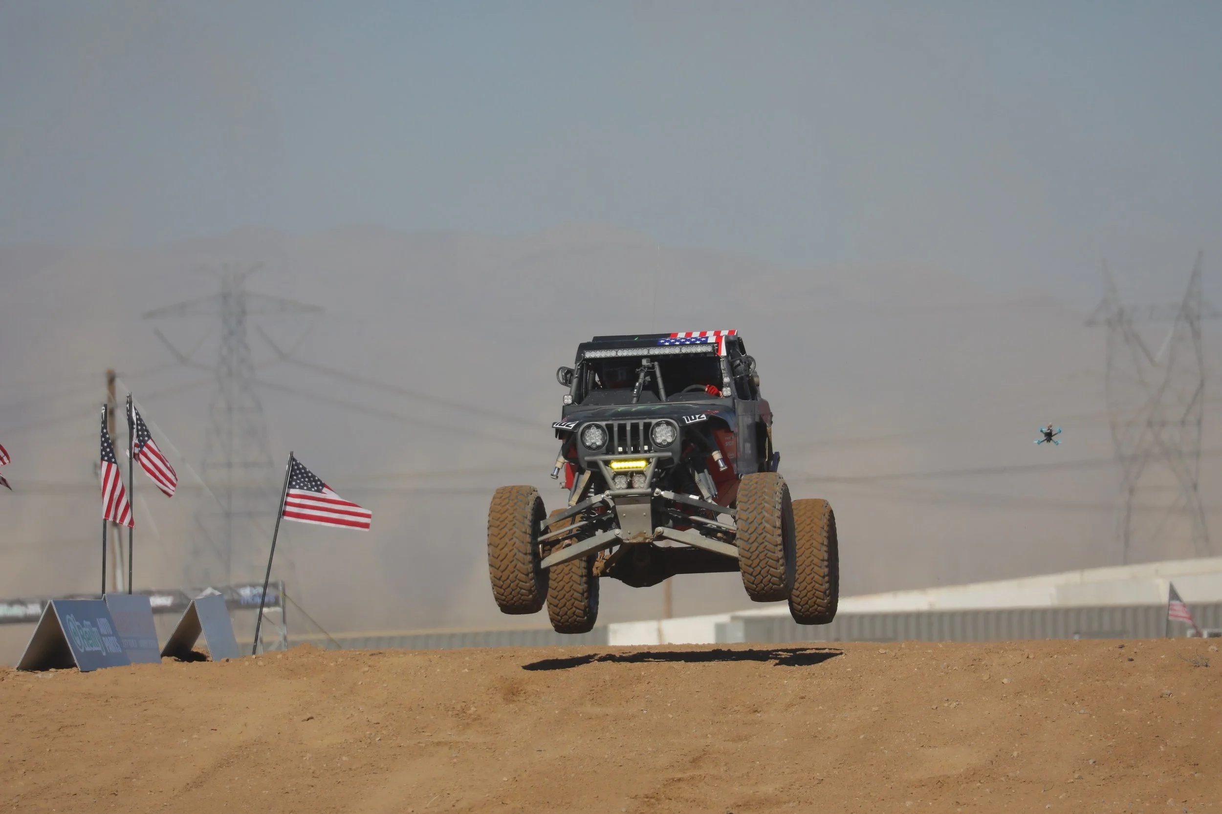 12_4_CaseyCurrie_Mint400_LasVegasNV_TrophyJeep_TeamPhotos_NoCrop_067.JPG
