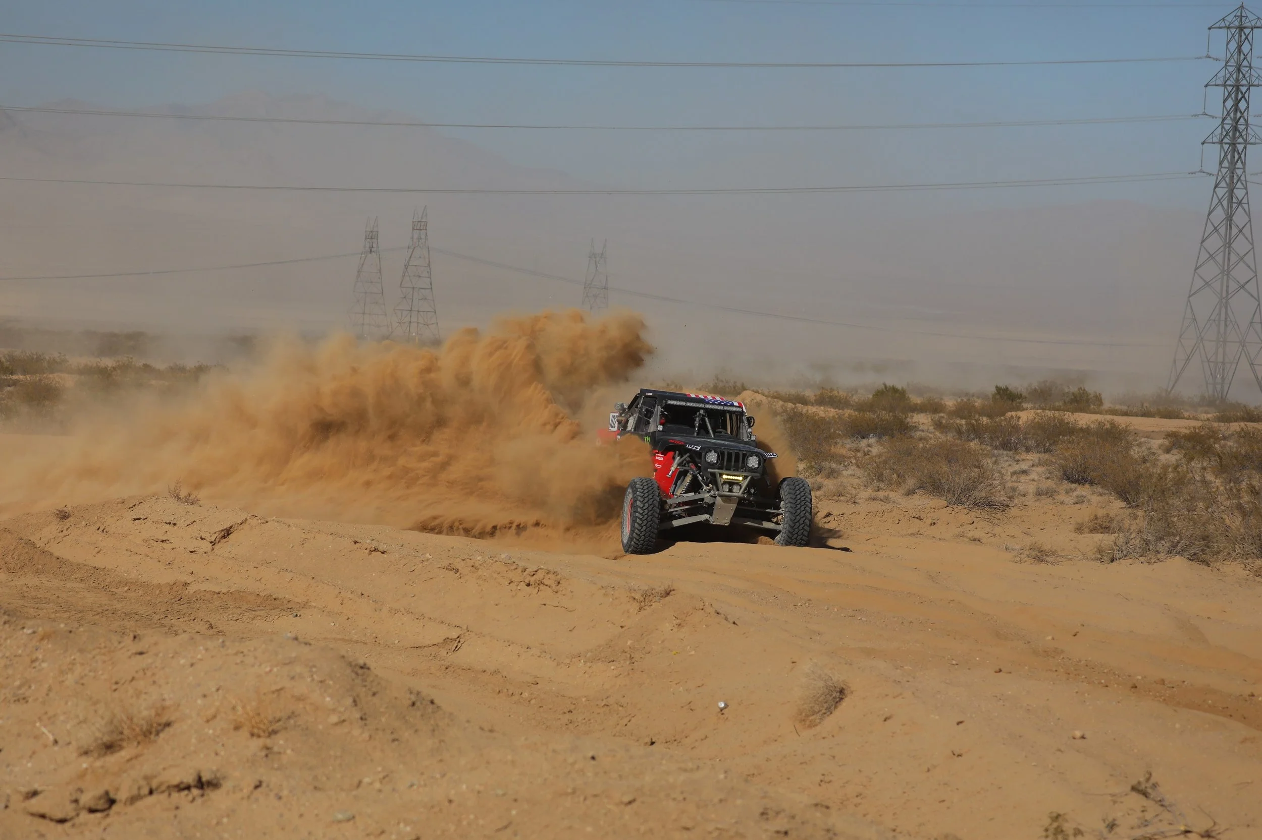 12_4_CaseyCurrie_Mint400_LasVegasNV_TrophyJeep_TeamPhotos_NoCrop_073.JPG