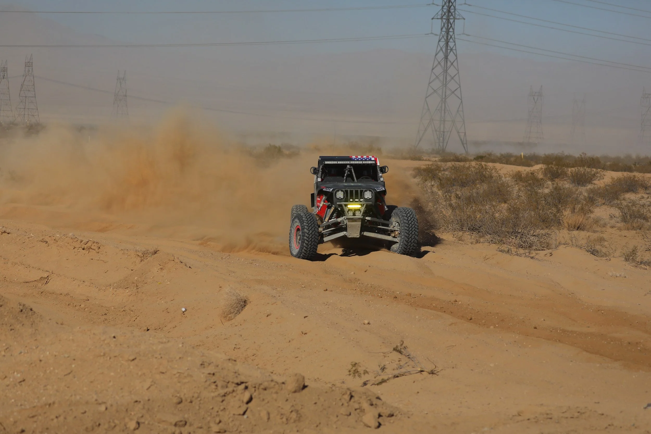 12_4_CaseyCurrie_Mint400_LasVegasNV_TrophyJeep_TeamPhotos_NoCrop_092.JPG