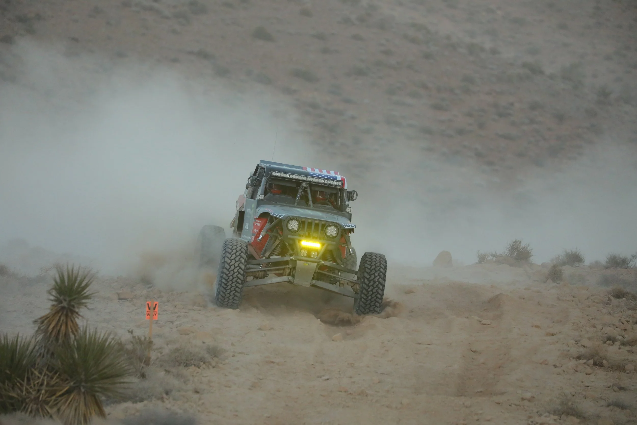 12_4_CaseyCurrie_Mint400_LasVegasNV_TrophyJeep_TeamPhotos_NoCrop_119.JPG