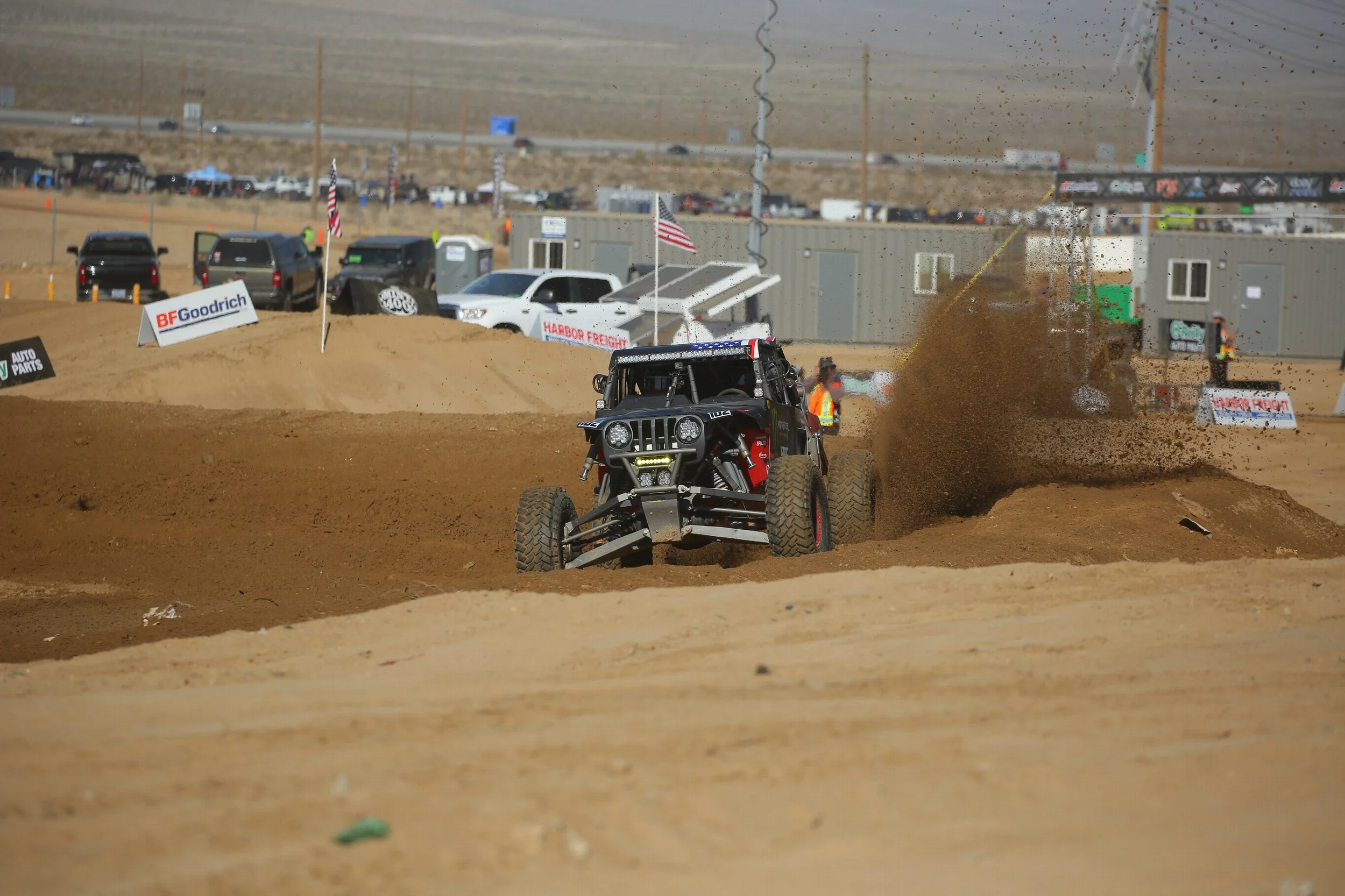 12_4_CaseyCurrie_Mint400_LasVegasNV_TrophyJeep_TeamPhotos_NoCrop_140.JPG