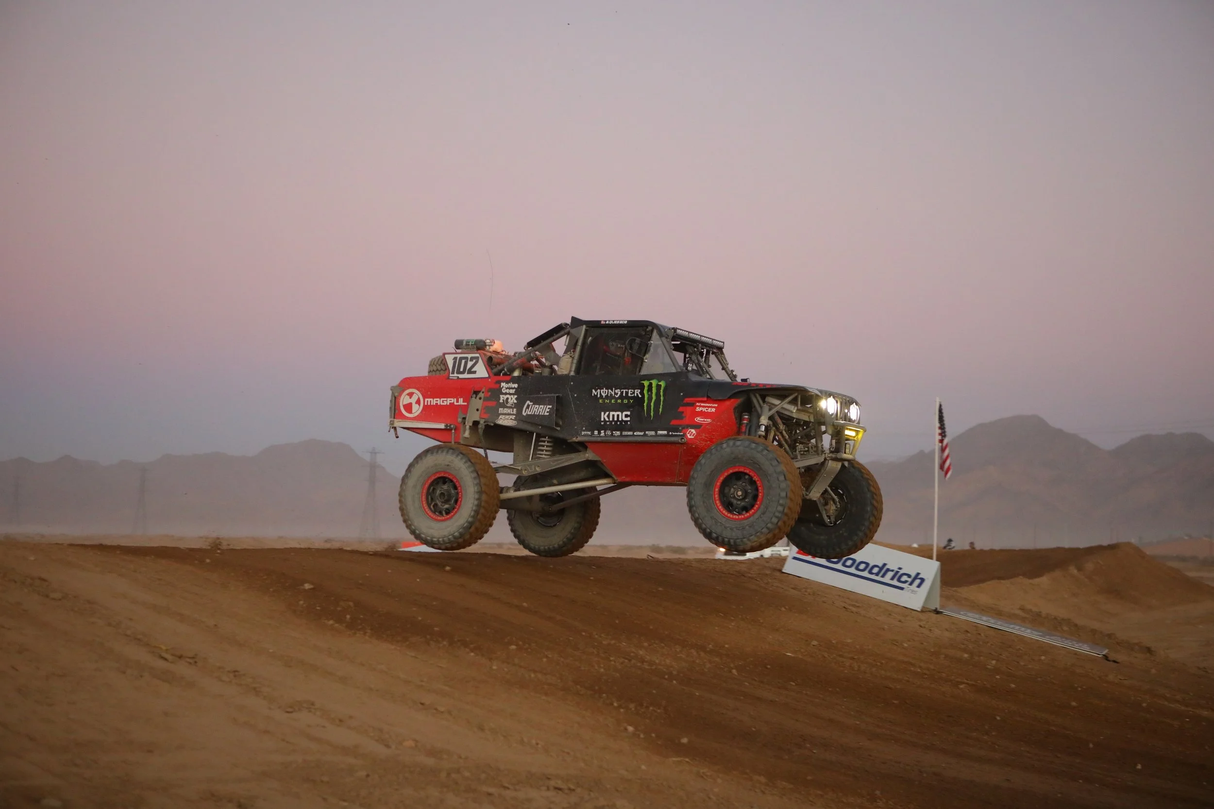 12_4_CaseyCurrie_Mint400_LasVegasNV_TrophyJeep_TeamPhotos_NoCrop_150.JPG
