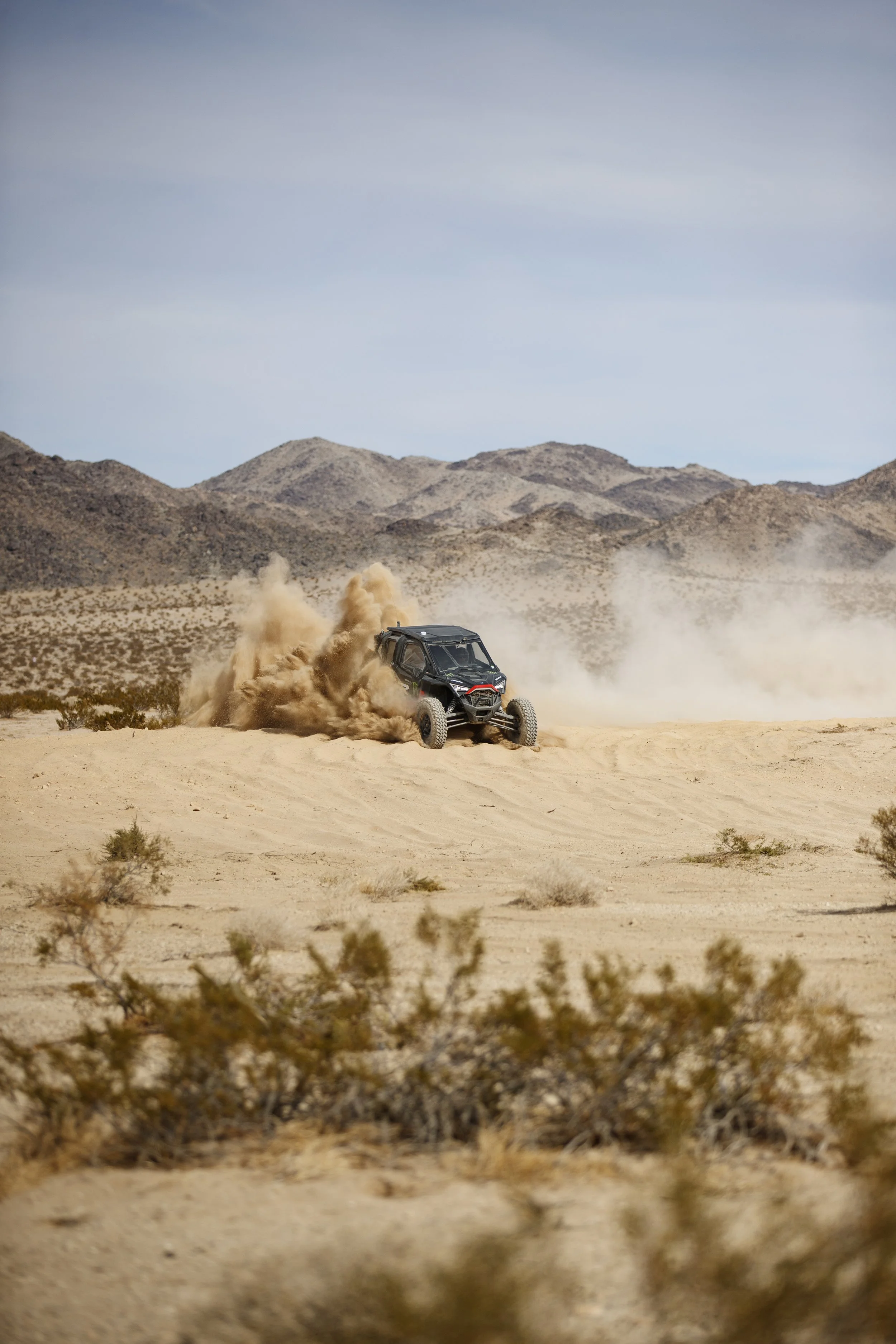 1_28_CaseyCurrie_KingOfHammers_JohnsonValley_Day1_PreRunning_NoCrop_001.jpg