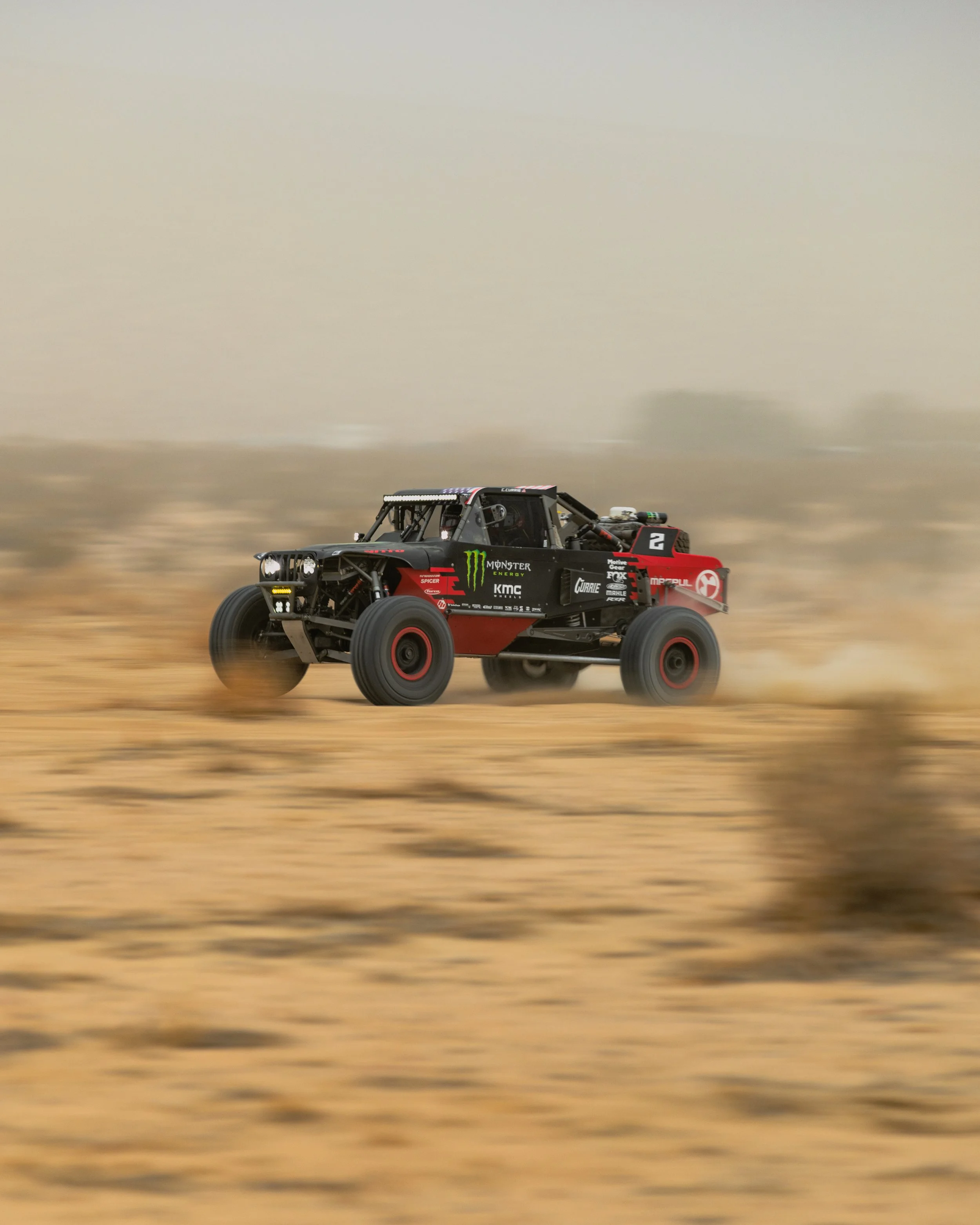 1_29_CaseyCurrie_KingOfHammers_JohnsonValley_Day3_Shakedown_TrophyJeep_NoCrop_001.jpg