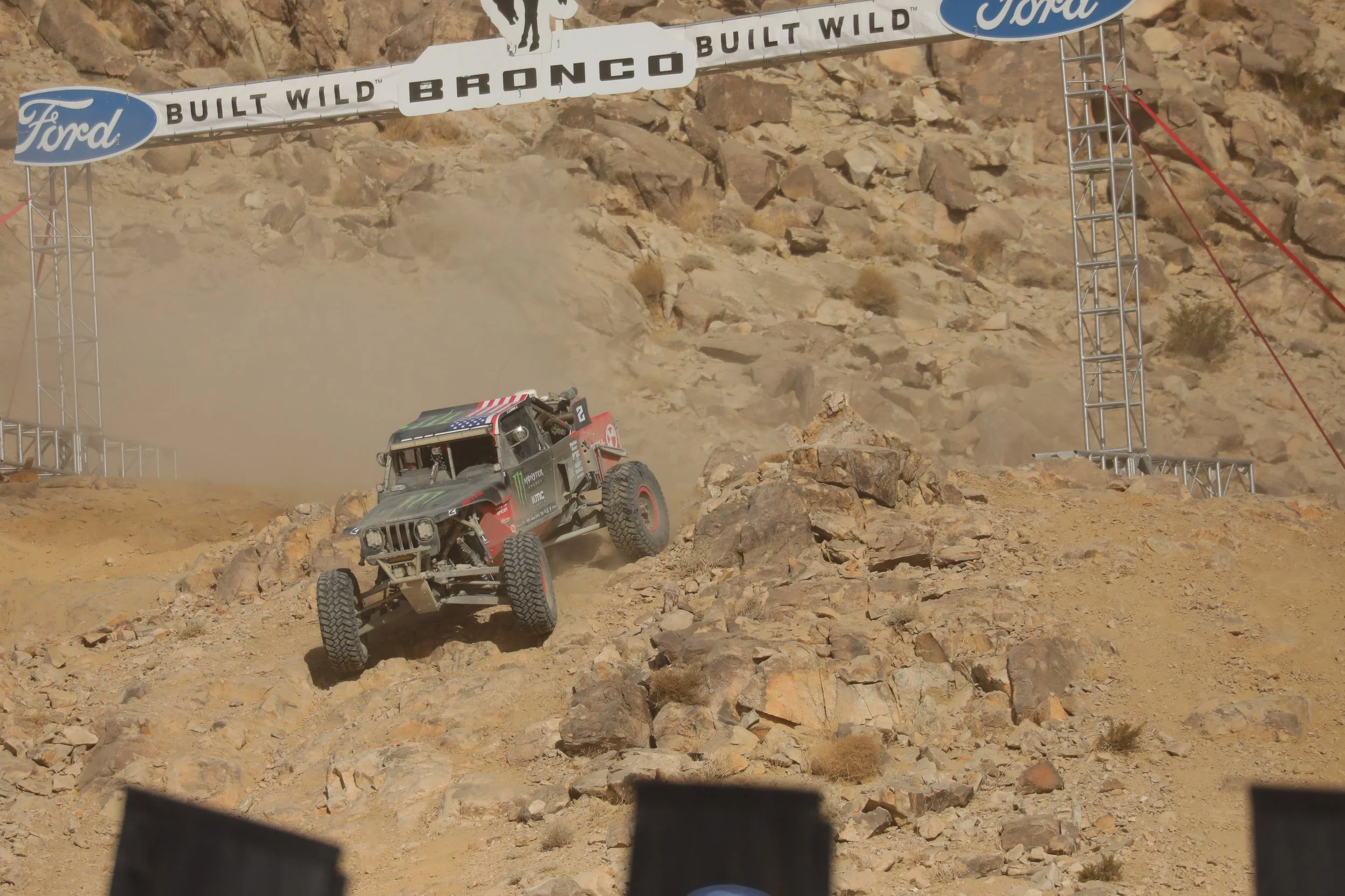 1_30_CaseyCurrie_KingOfHammers_JohnsonValley_DesertRace_TrophyJeep_NoCrop_005.JPG