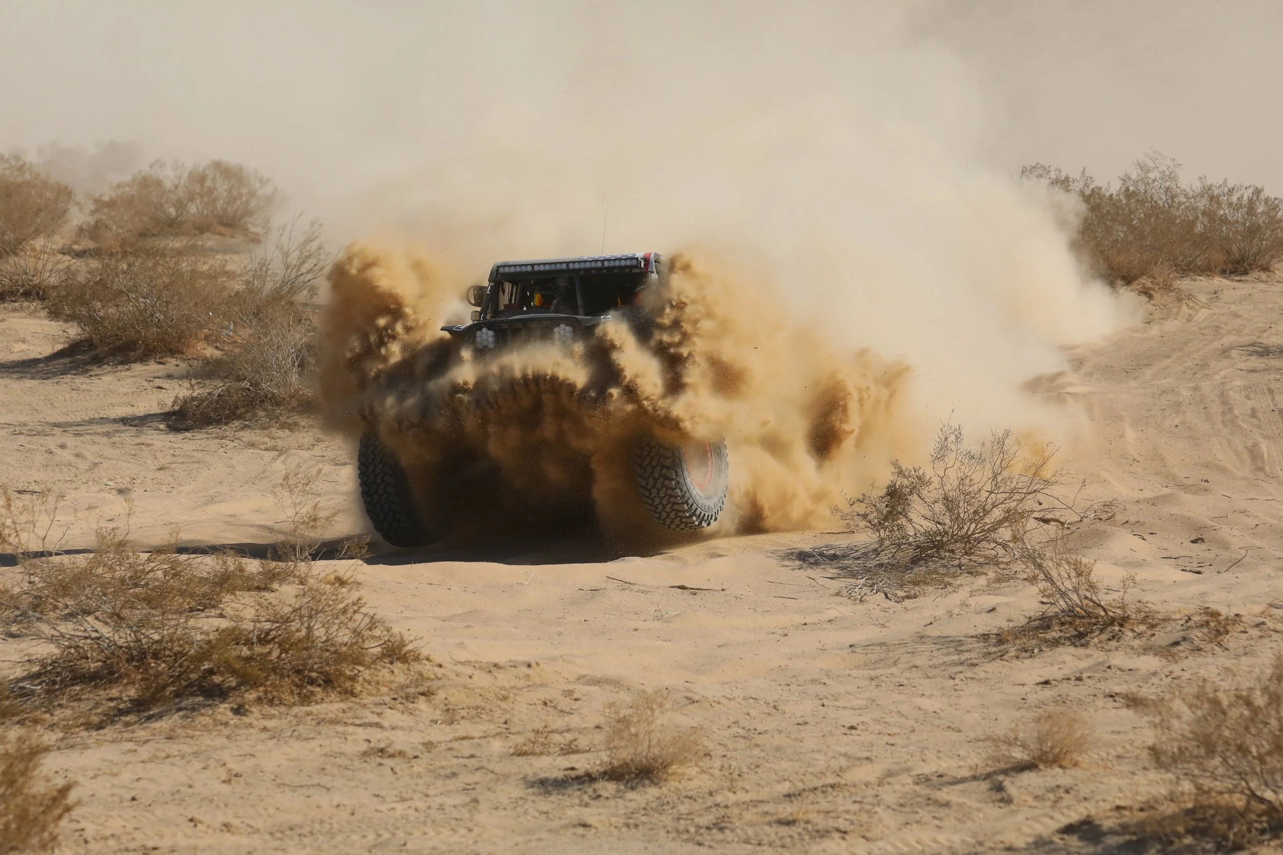 1_30_CaseyCurrie_KingOfHammers_JohnsonValley_DesertRace_TrophyJeep_NoCrop_009.JPG