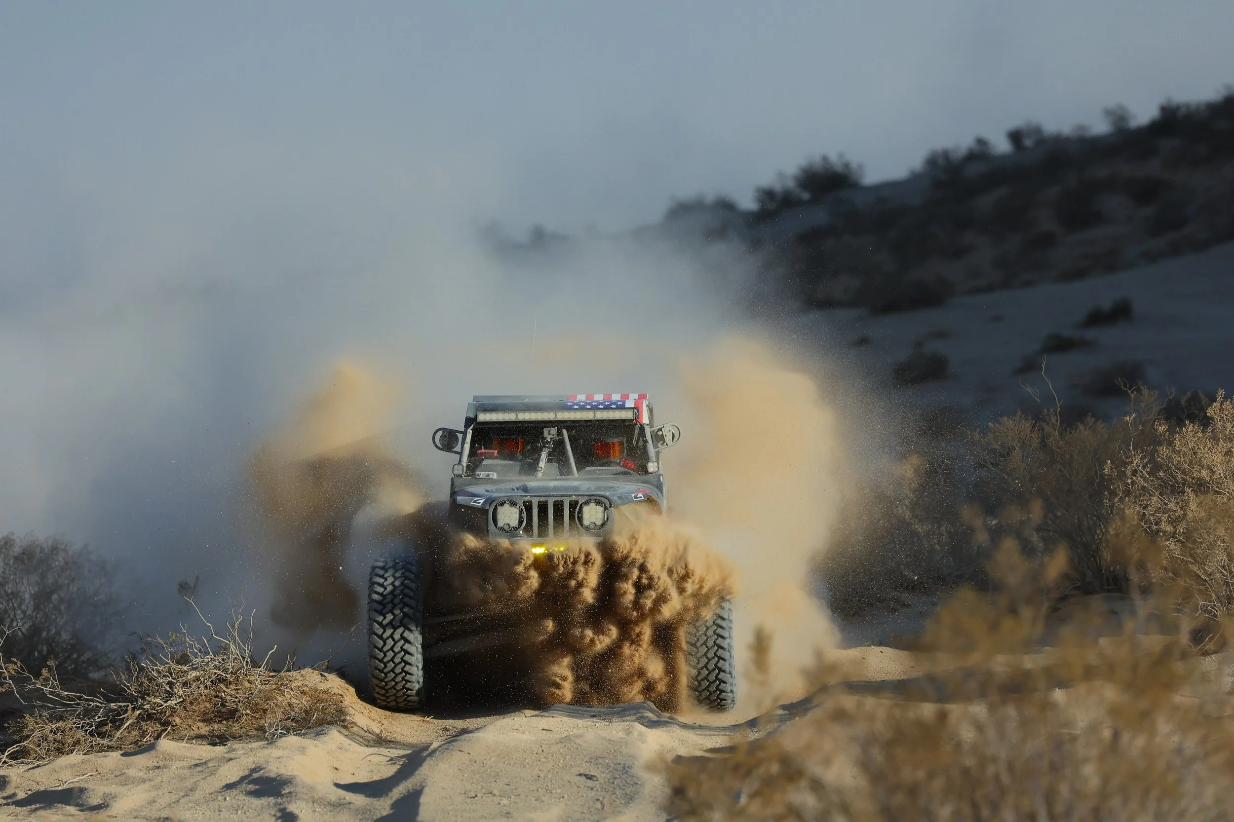 1_30_CaseyCurrie_KingOfHammers_JohnsonValley_DesertRace_TrophyJeep_NoCrop_012.JPG