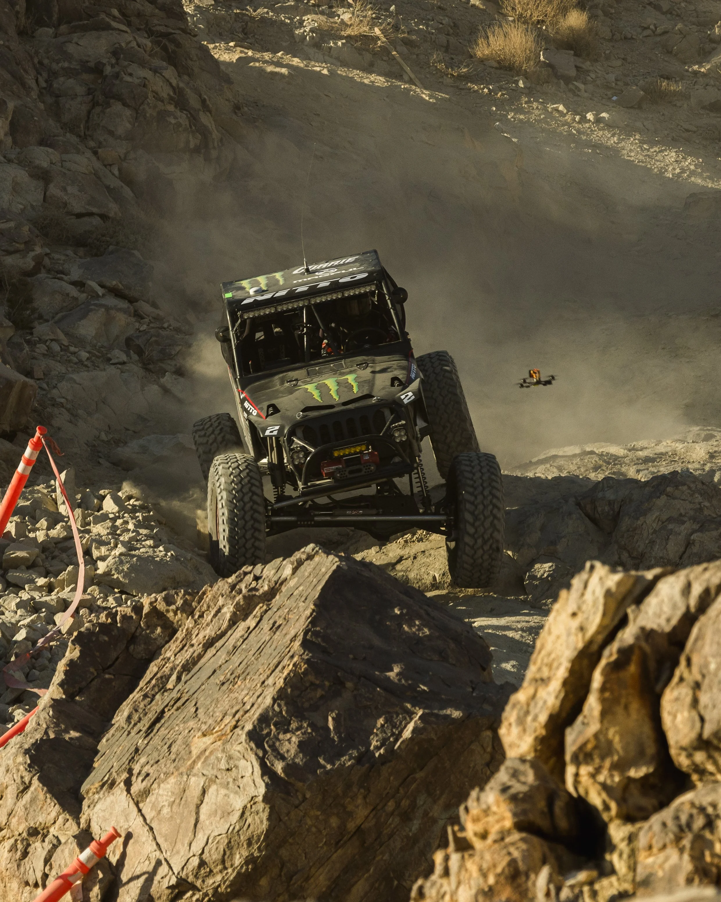 2_2_CaseyCurrie_KingofHammers_JohnsonValley_Day7_Ultra4Qualifying_RockJeep_NoCrop_006.jpg
