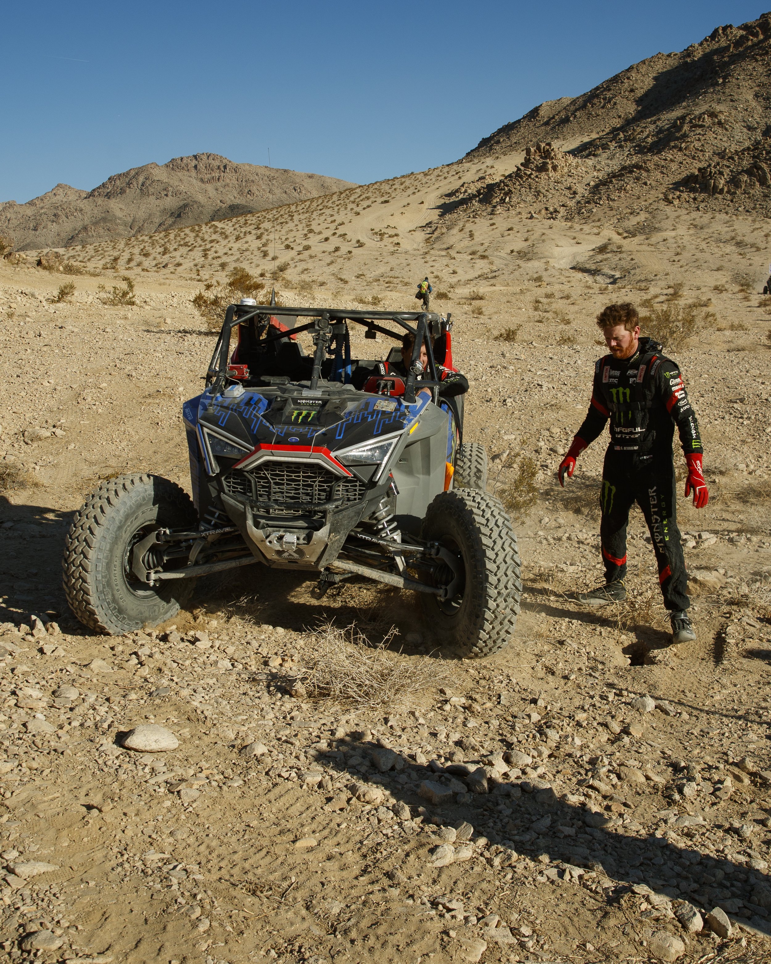 2_2_CaseyCurrie_KingofHammers_JohnsonValley_Day8_UTVRace_PolarisRZR_InstaPost4x5_006.jpg