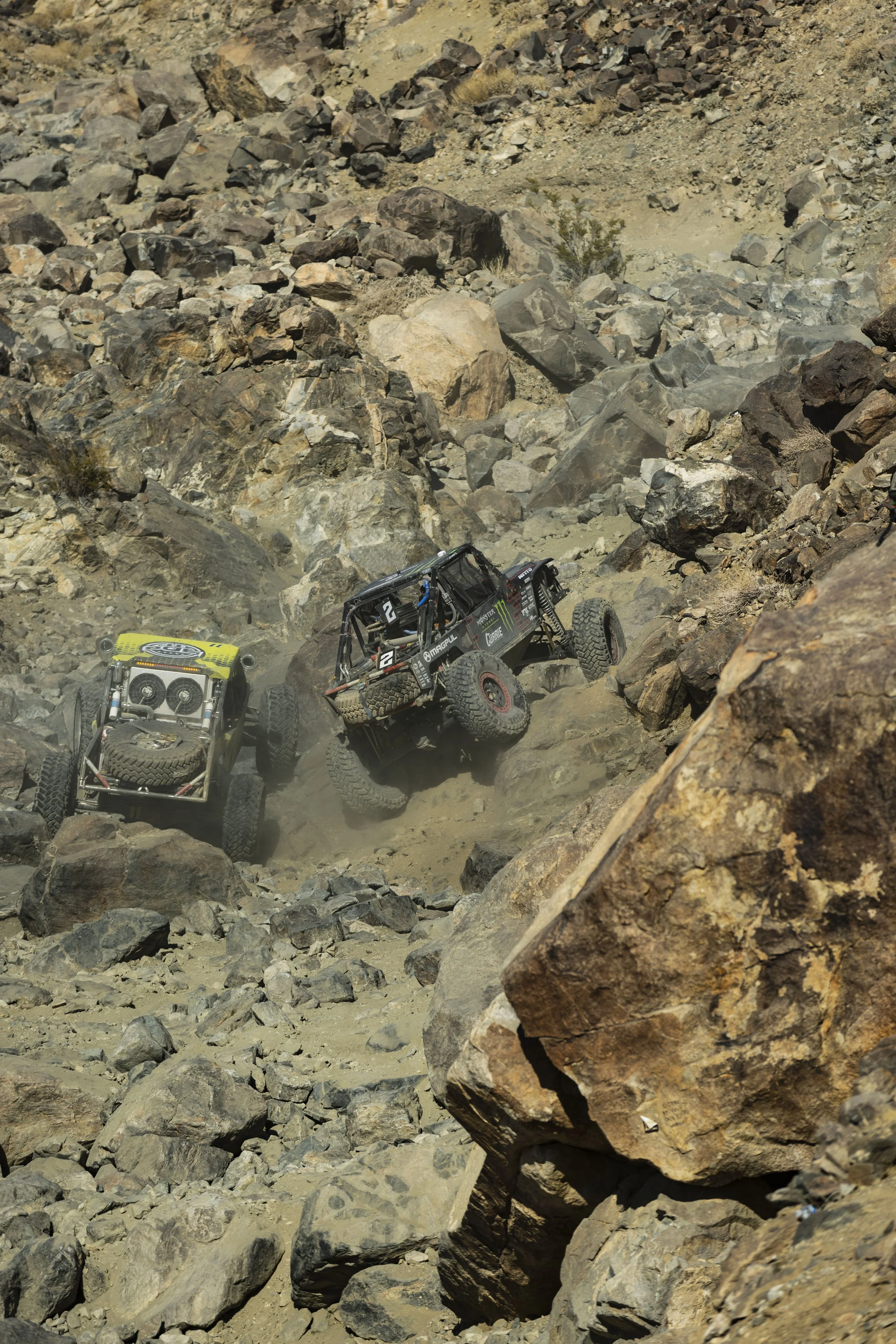 2_5_CaseyCurrie_KingofHammers_JohnsonValley_Day10_Ultra4Race_RockJeep_NoCrop_014.jpg