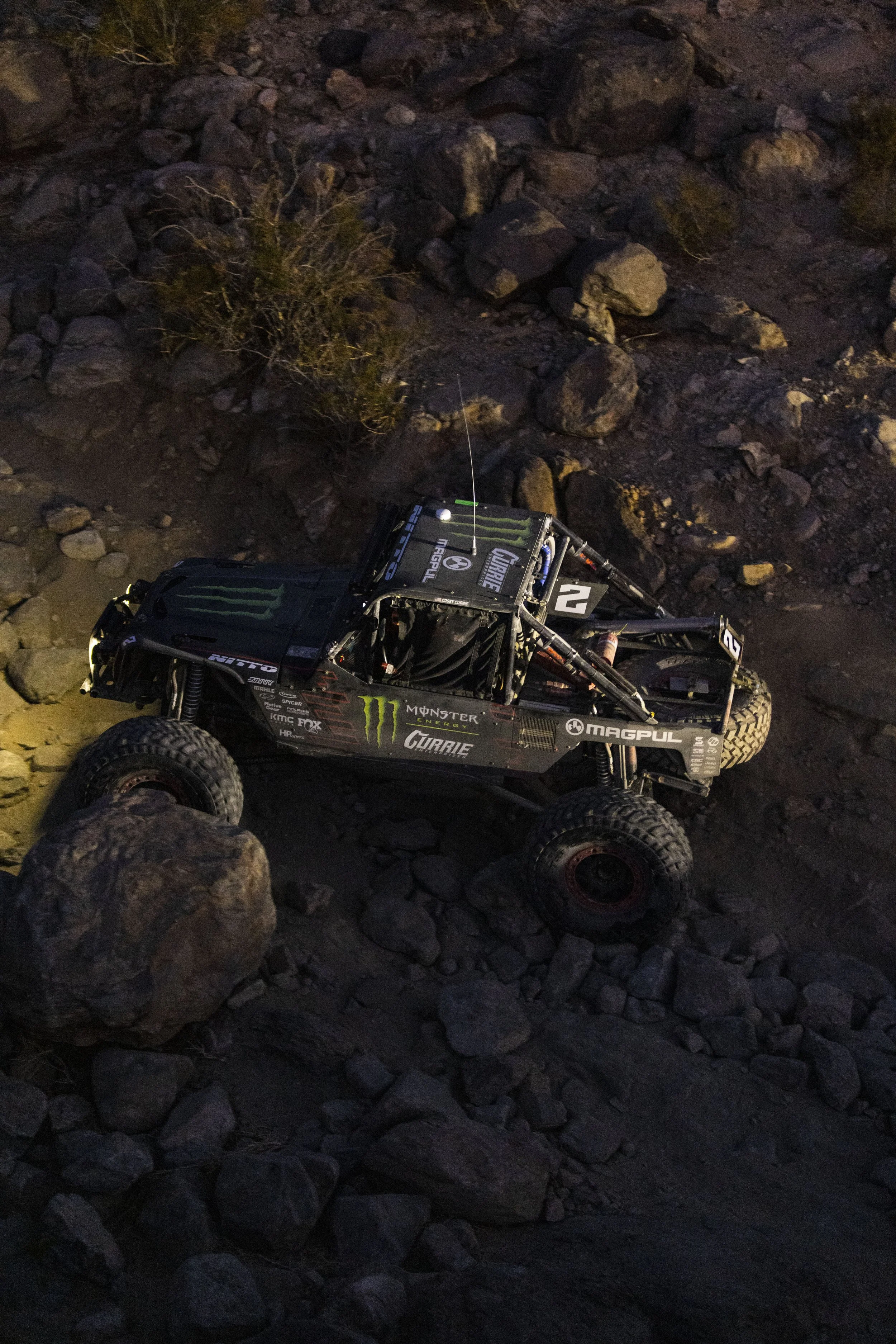 2_5_CaseyCurrie_KingofHammers_JohnsonValley_Day10_Ultra4Race_RockJeep_NoCrop_017.jpg