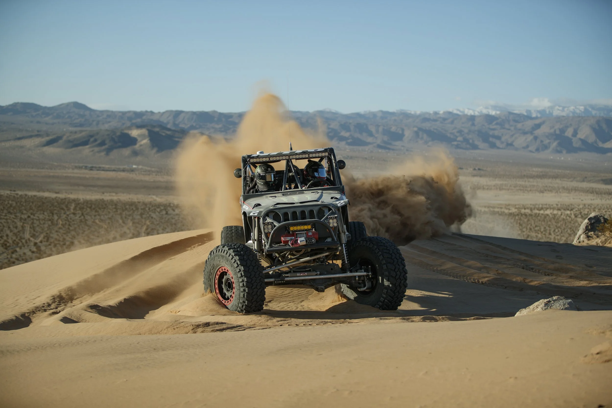 2_18_CaseyCurrie_JohnsonValley_RockJeep_NoCrop_002.jpg