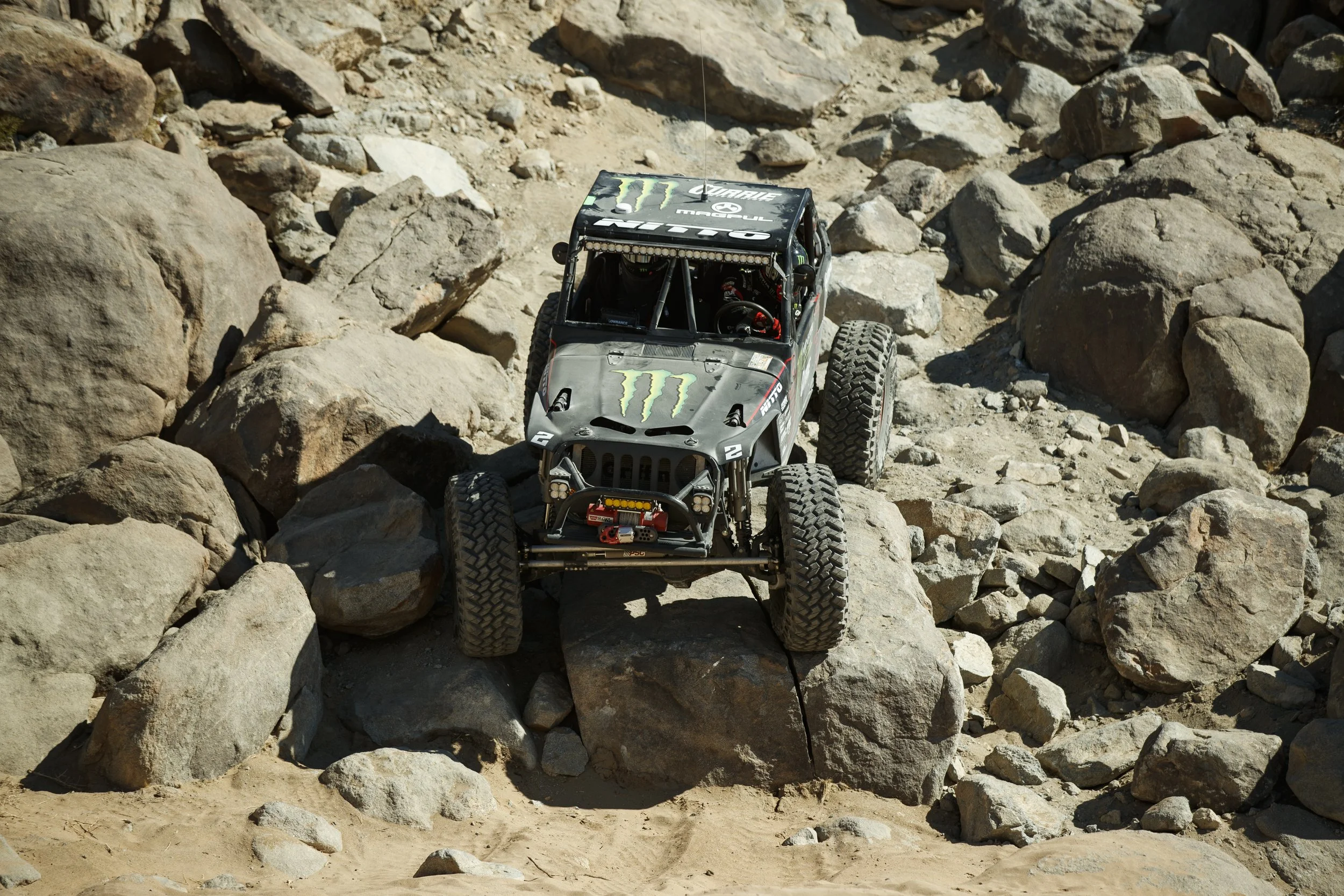 2_18_CaseyCurrie_JohnsonValley_RockJeep_NoCrop_009.jpg