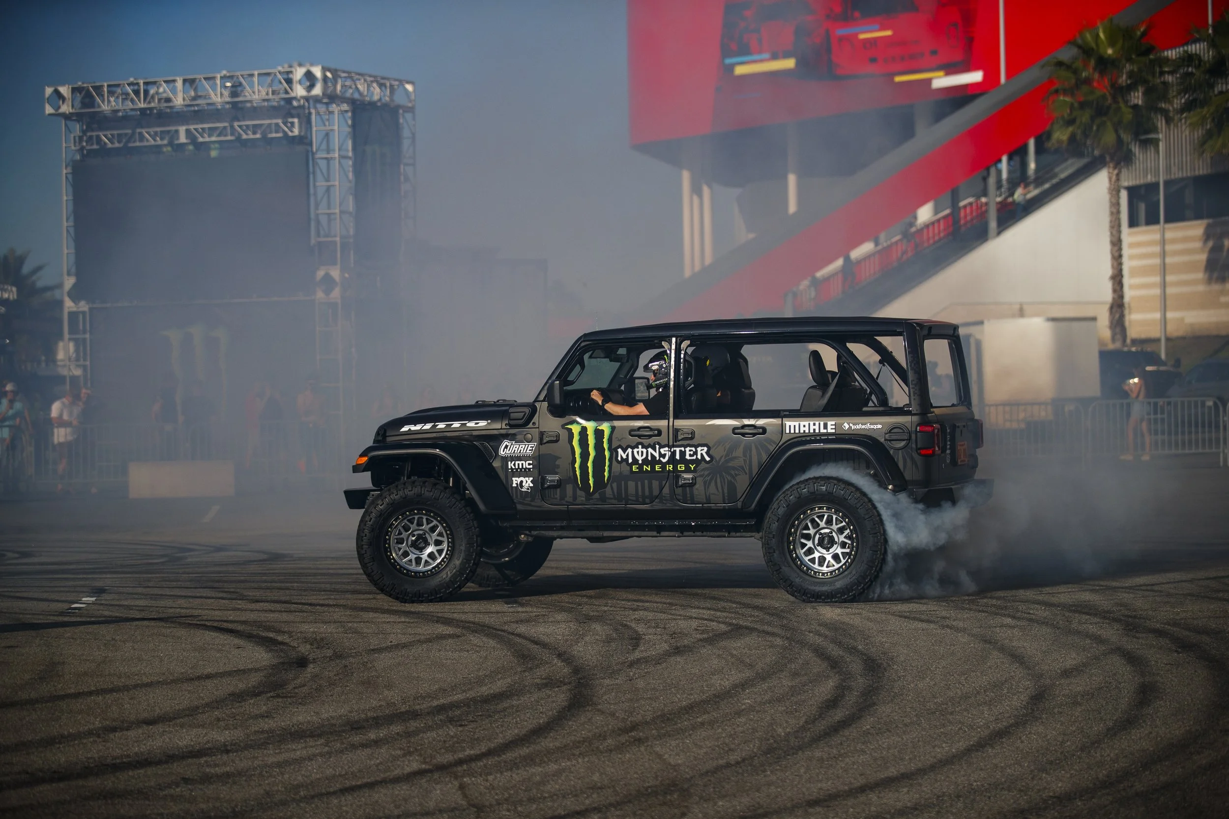 3_5_CaseyCurrie_DaytonaBikeWeek_DriftJeep_NoCrop_015.jpg