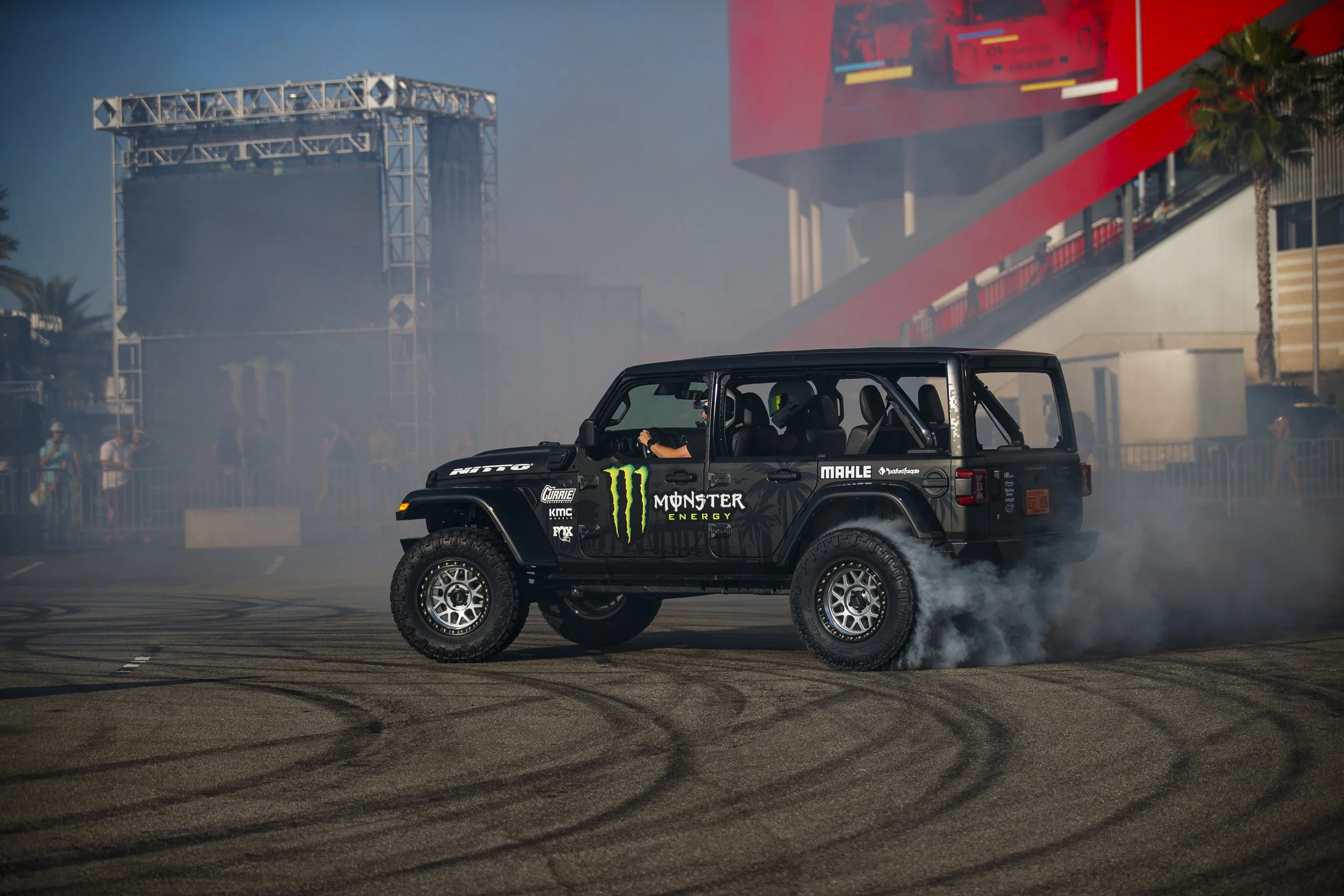 3_5_CaseyCurrie_DaytonaBikeWeek_DriftJeep_NoCrop_016.jpg