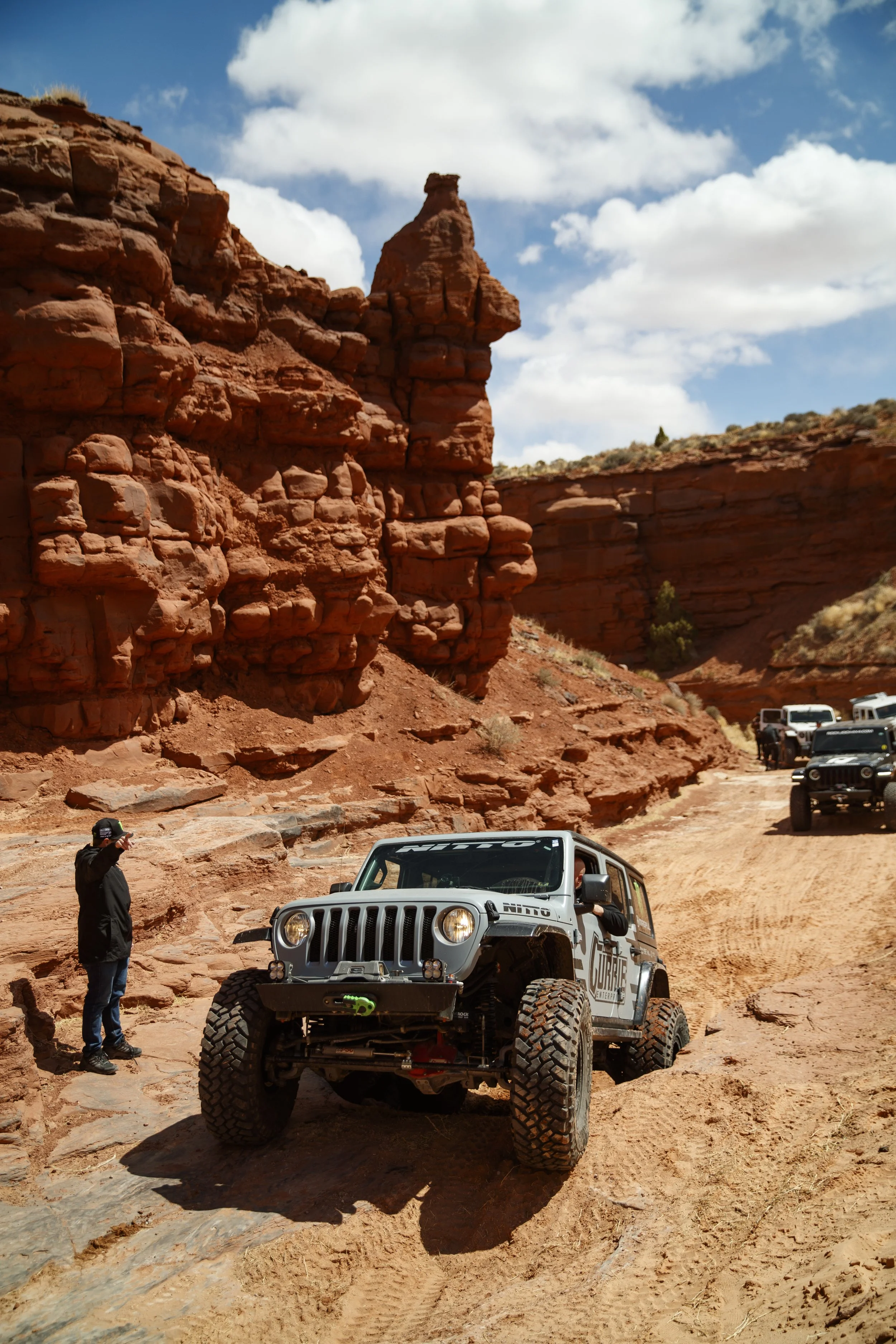 4_12_CaseyCurrie_MoabUT_EasterJeepSafari_Day3_PickleAndBehindTheRocks_CurrieJeepJL_NoCrop_001.jpg