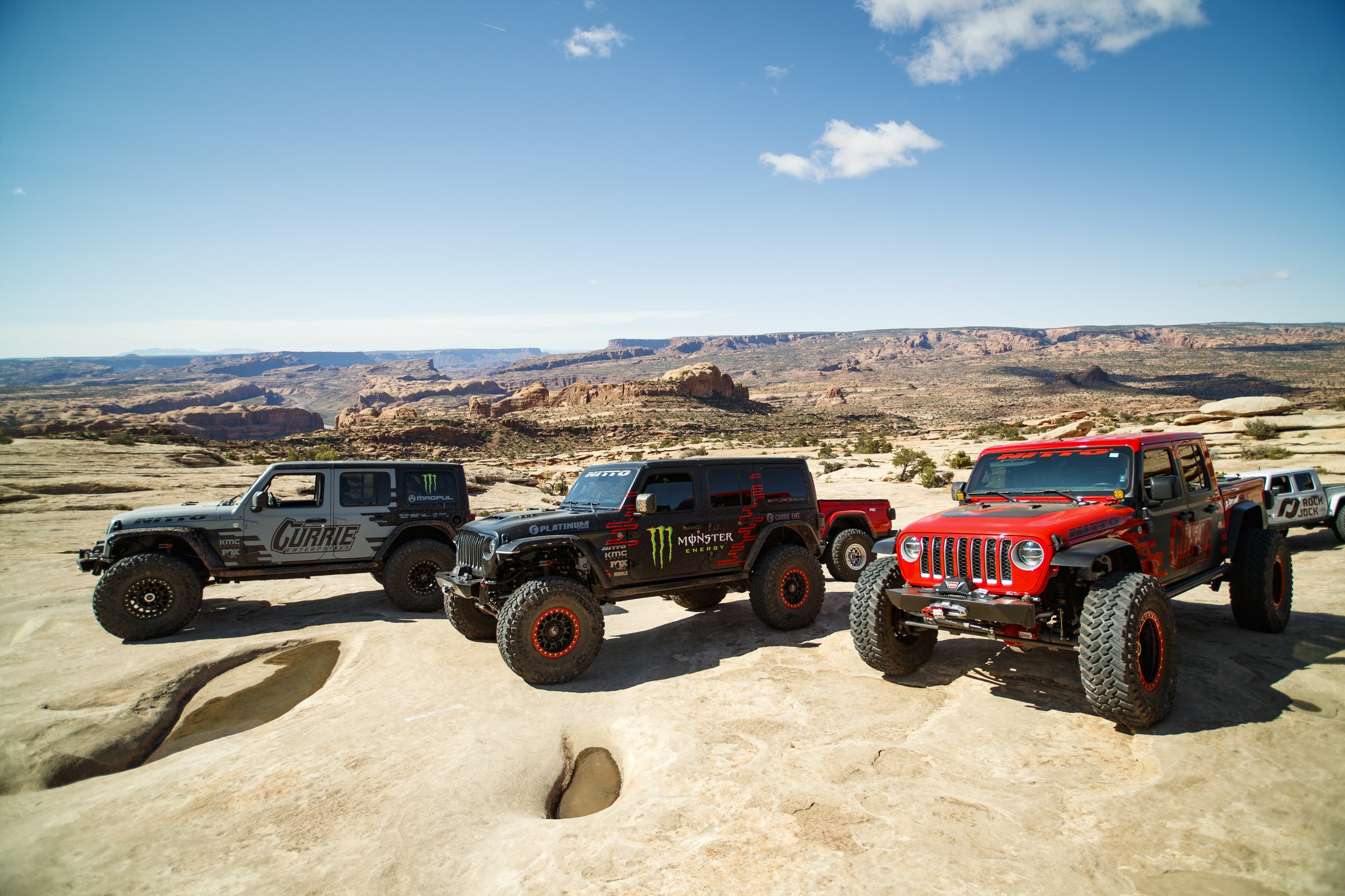 4_13_CaseyCurrie_MoabUT_EasterJeepSafari_Day4_RustyNailAndGoldenCrack_392Jeep_NoCrop_011.jpg