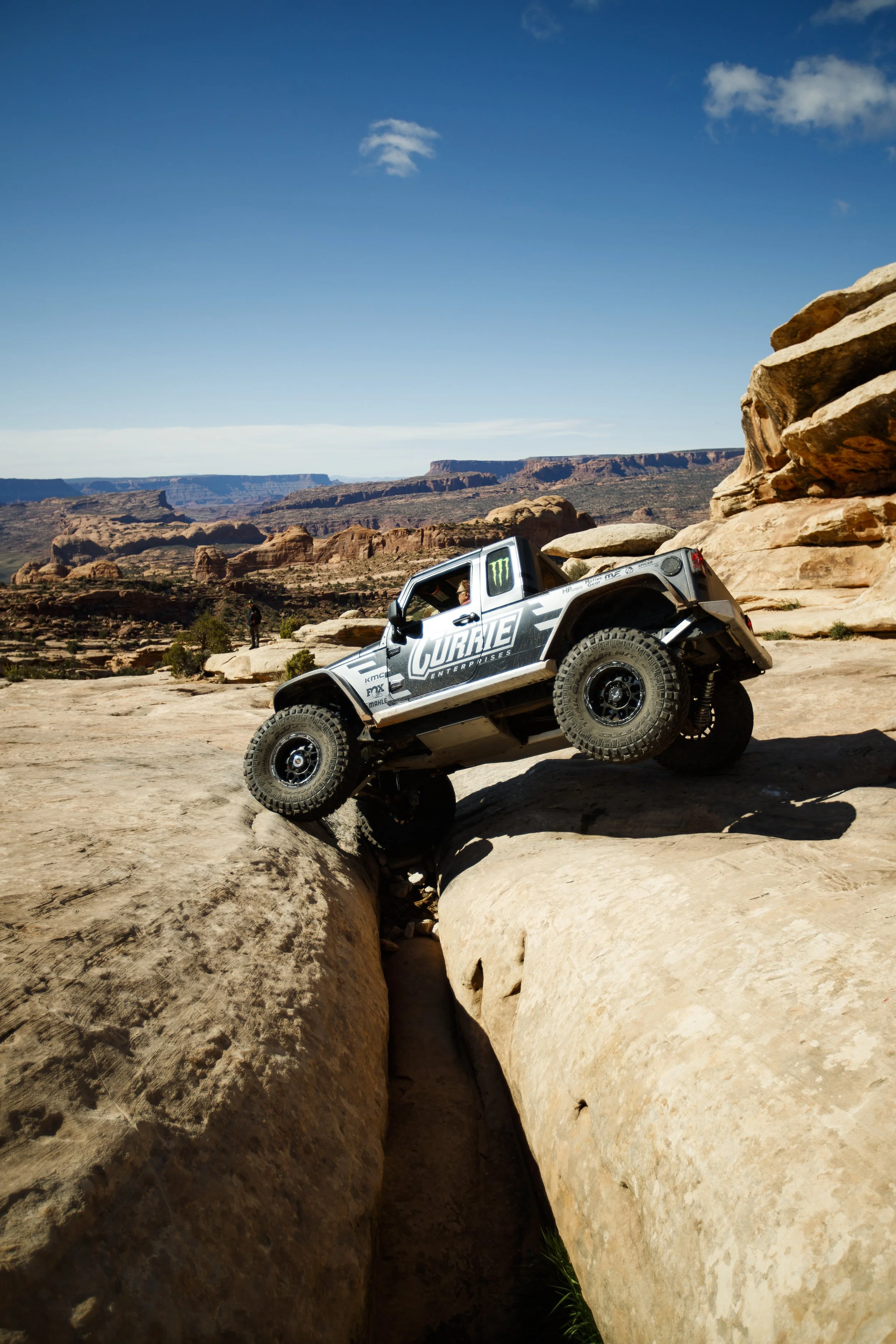 4_13_CaseyCurrie_MoabUT_EasterJeepSafari_Day4_RustyNailAndGoldenCrack_CurrieJeepJk8_NoCrop_005.jpg