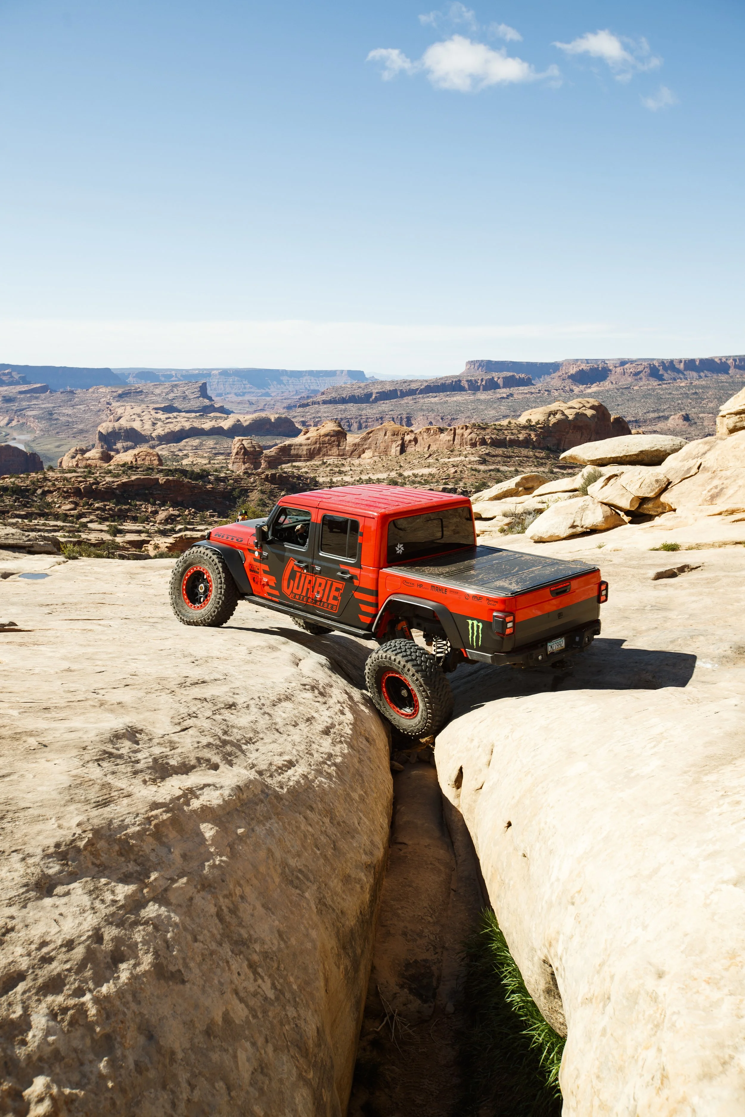4_13_CaseyCurrie_MoabUT_EasterJeepSafari_Day4_RustyNailAndGoldenCrack_CurrieJeepJT_NoCrop_009.jpg