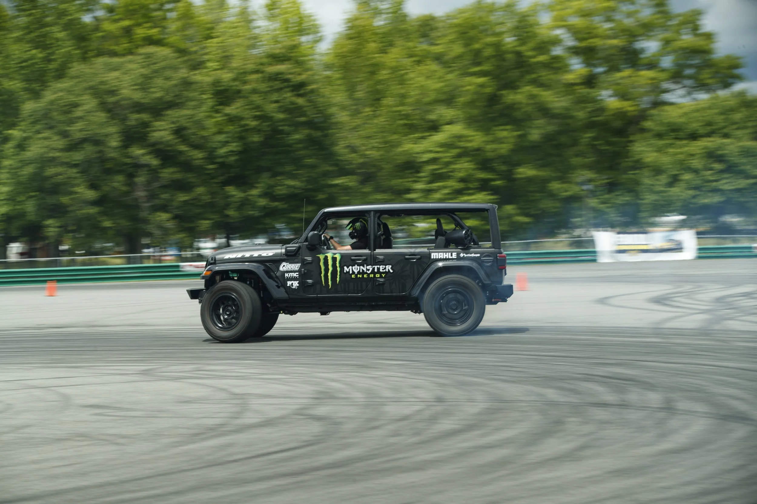 5_13_CaseyCurrie_HyperFest_AltonVA_DriftJeep_NoCrop_014.jpg