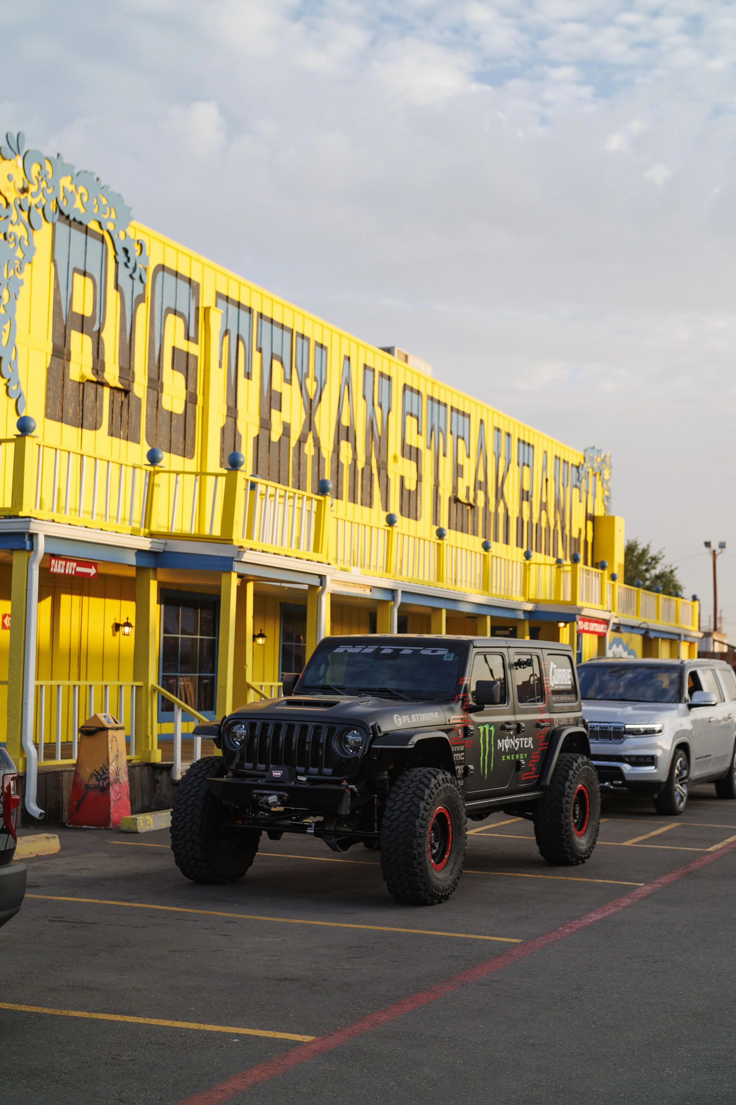 6_20_CaseyCurrie_NittoAmericanRoadTour_Route66_392Jeep_NoCrop_010.jpg
