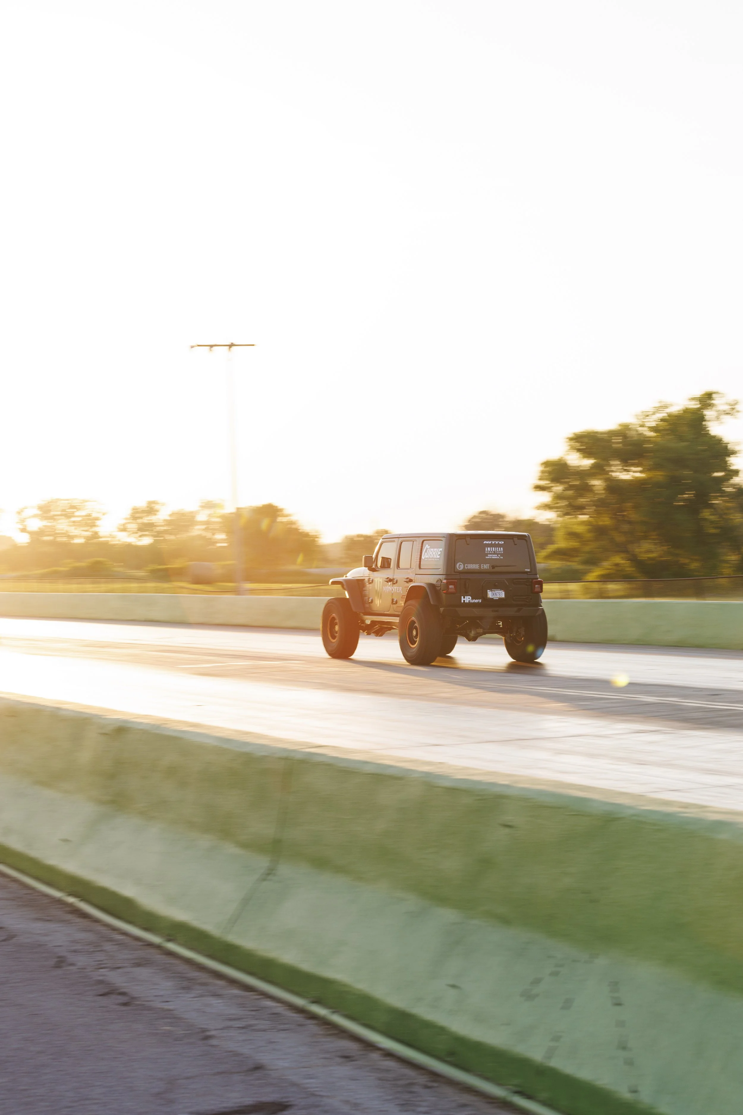 6_20_CaseyCurrie_NittoAmericanRoadTour_Route66_392Jeep_NoCrop_013.jpg