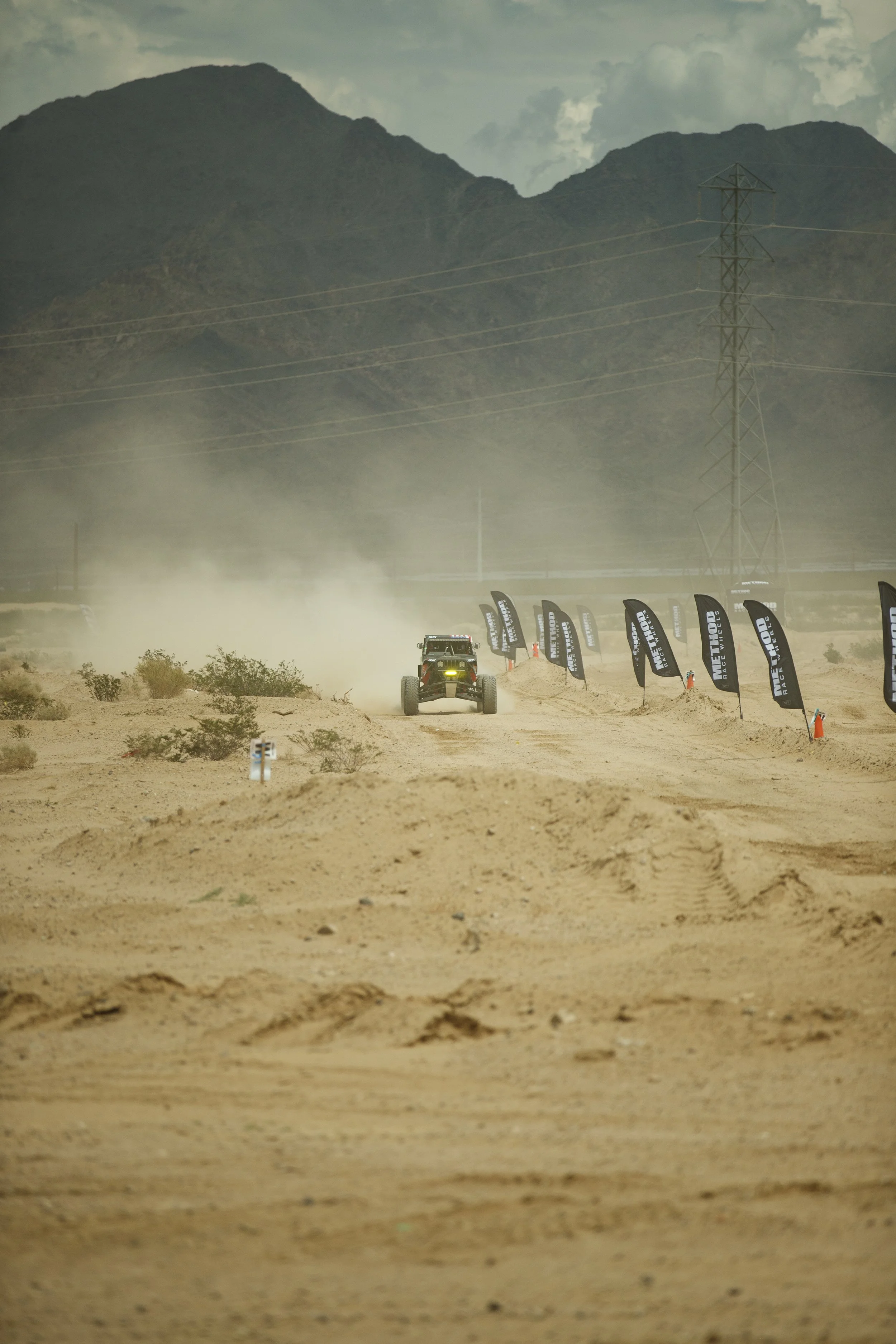 8_11_CaseyCurrie_Vegas2Reno_Qualifying_TrophyJeep_NoCrop_003.jpg