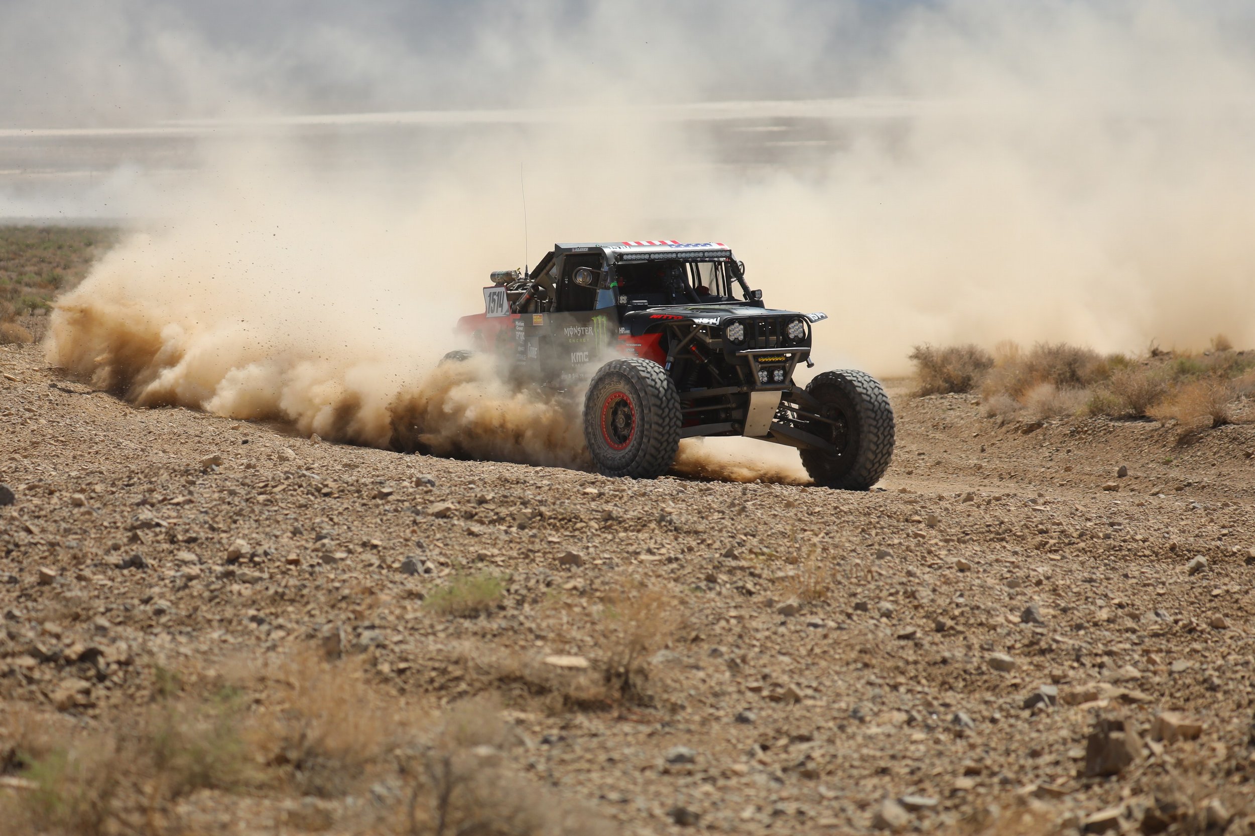 8_12_CaseyCurrie_Vegas2Reno_RaceDay_TrophyJeep_NoCrop_021.JPG