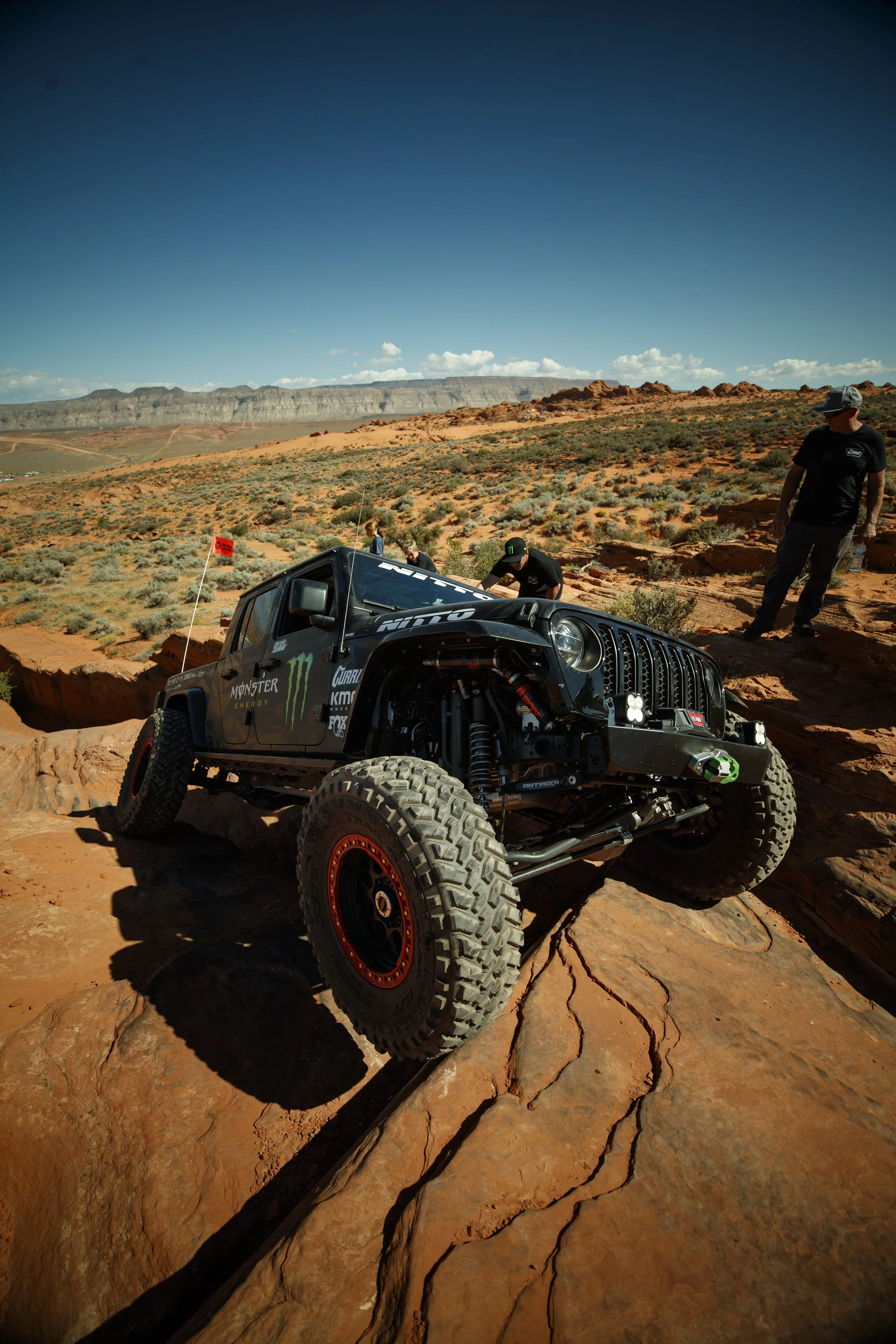 10_7_CaseyCurrie_TrailHero_SandHollowUtah_MonsterEnergyJeepJT_NoCrop_002.jpg