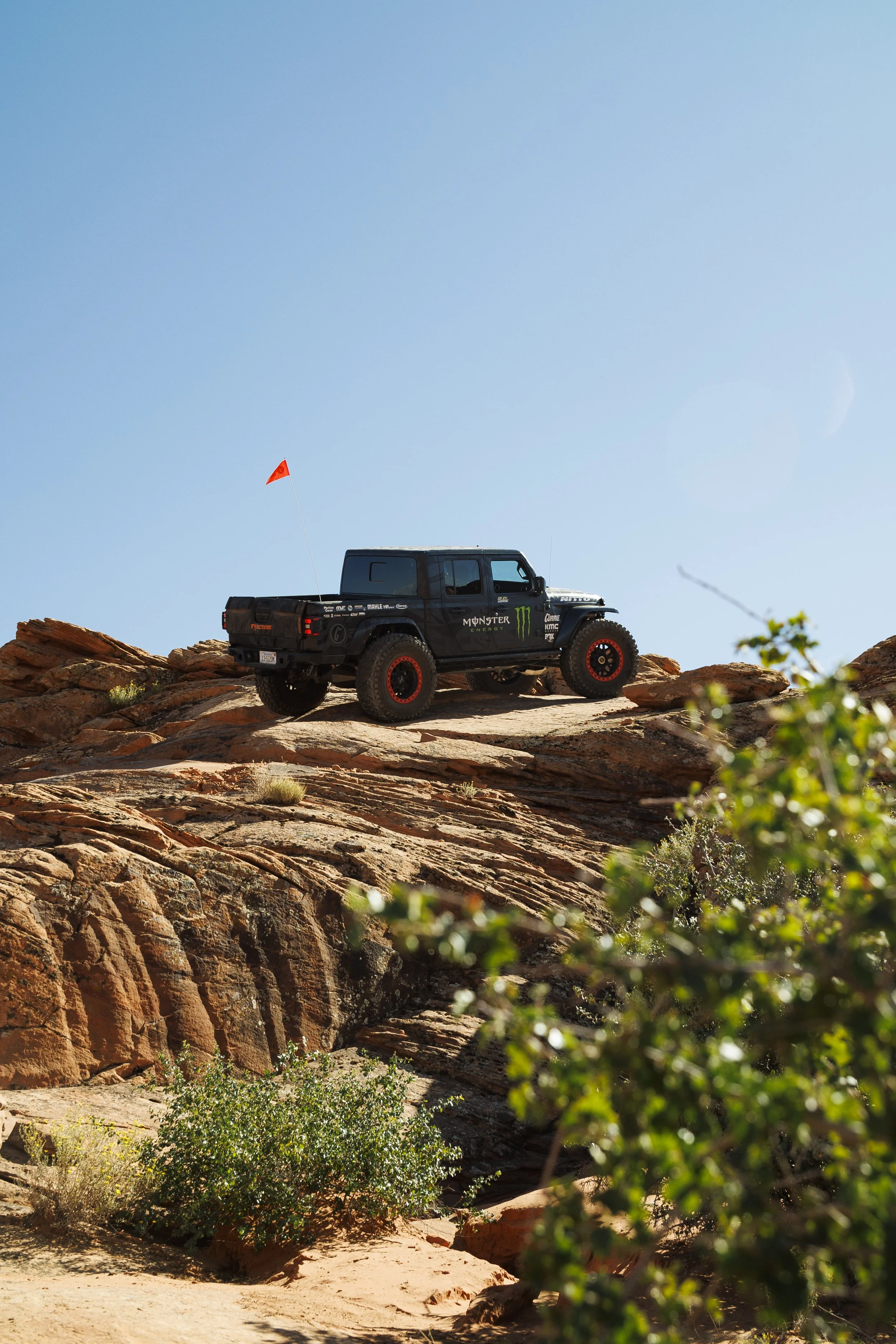 10_7_CaseyCurrie_TrailHero_SandHollowUtah_MonsterEnergyJeepJT_NoCrop_013.jpg